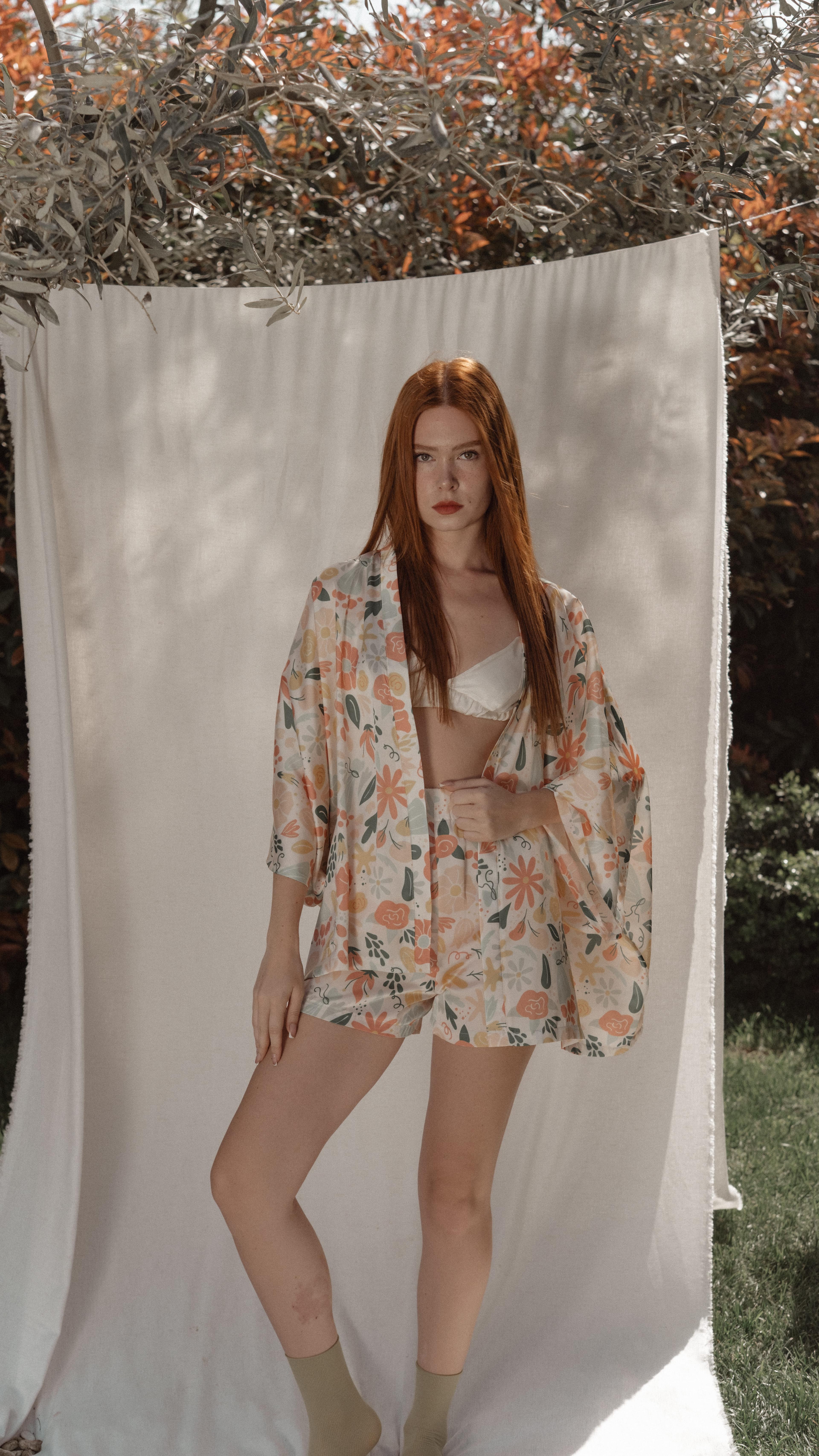 Çiçek Desenli Saten Oversize Kimono - Turuncu