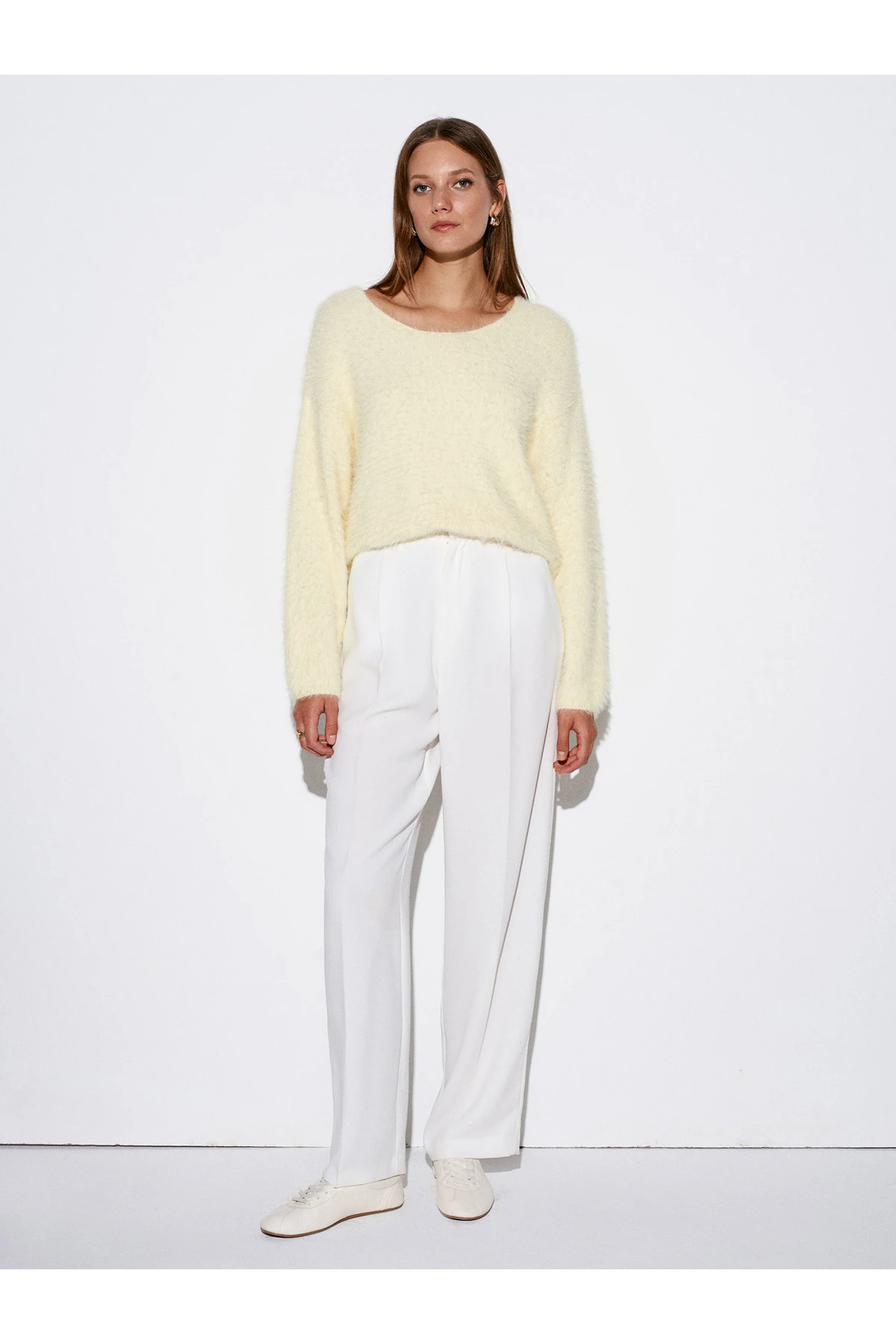 10806 Kayık Yaka Yumuşak Dokulu Triko Kazak-Açık Sarı