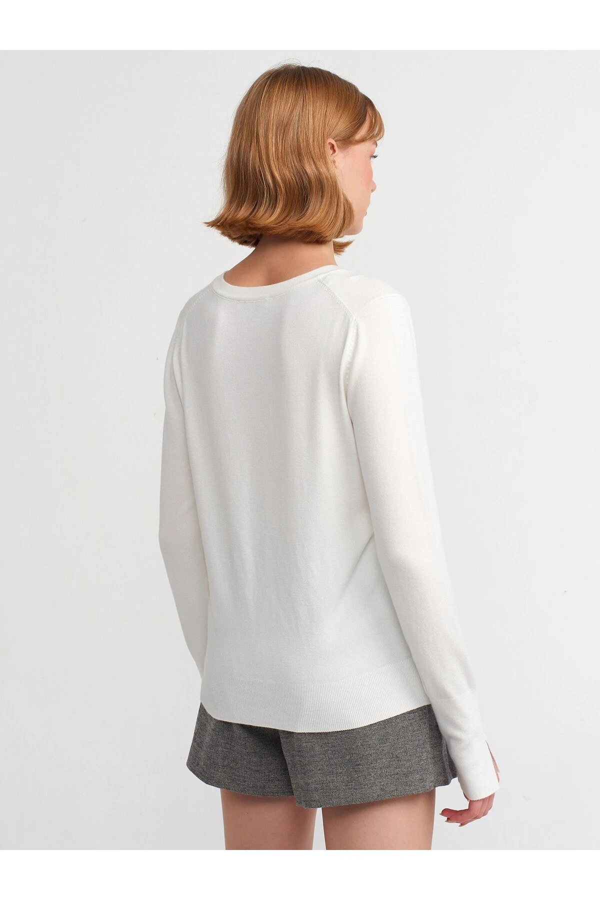 10427 Kadın V Yaka Kolu Yırtmaçlı Kazak