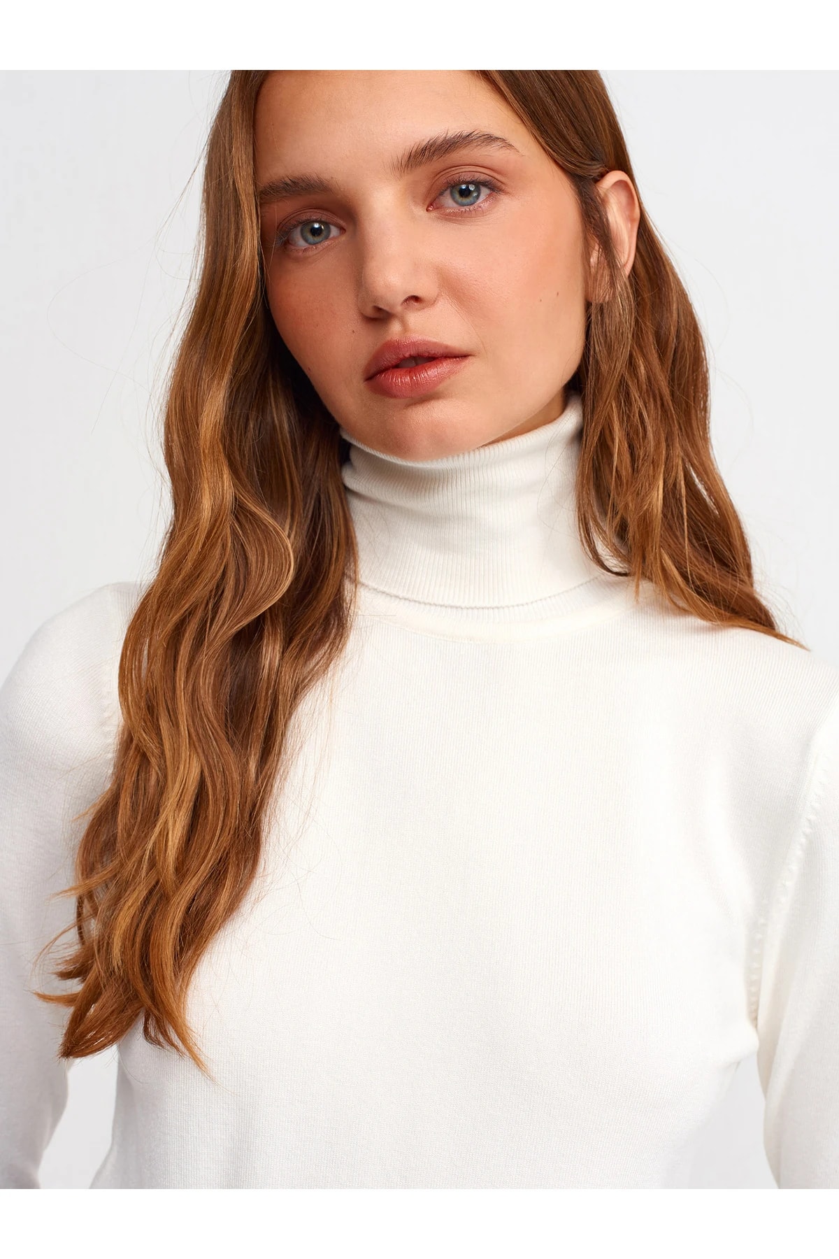 1268 Balıkçı Yaka Kazak-Ekru