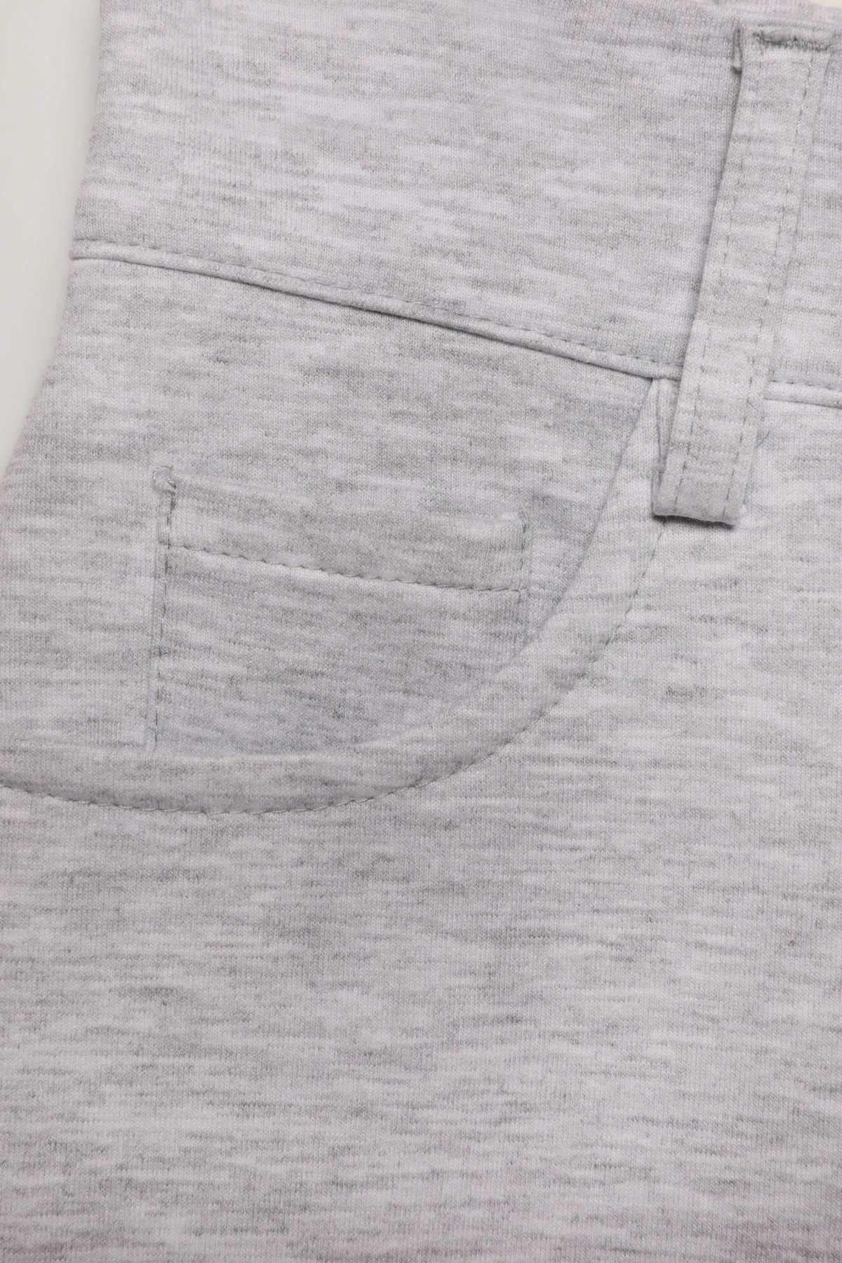 Quzu Biye Detaylı Pileli Mini Etek Gri