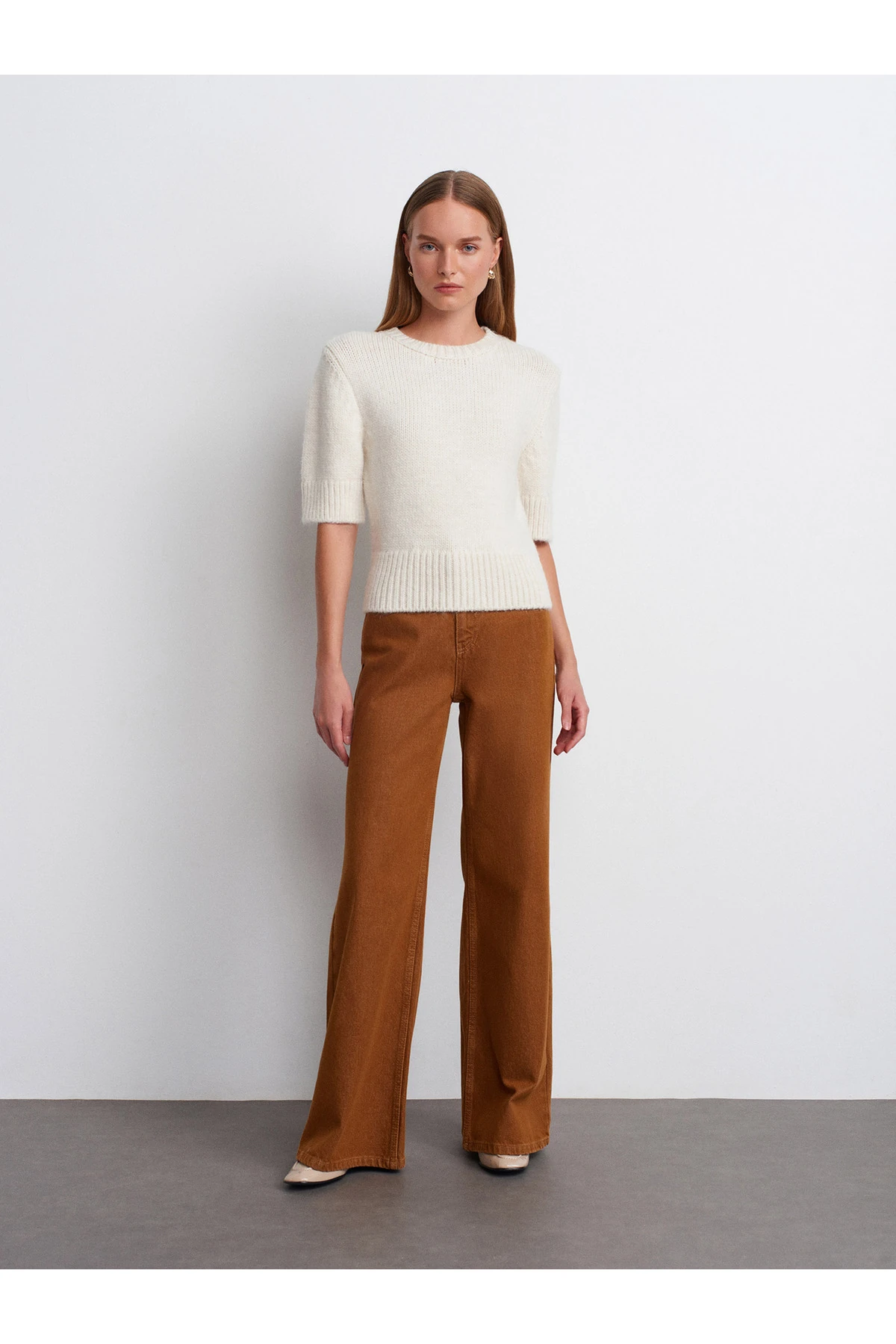 10821 Bisiklet Yaka Kısa Kollu Triko Kazak-Ekru