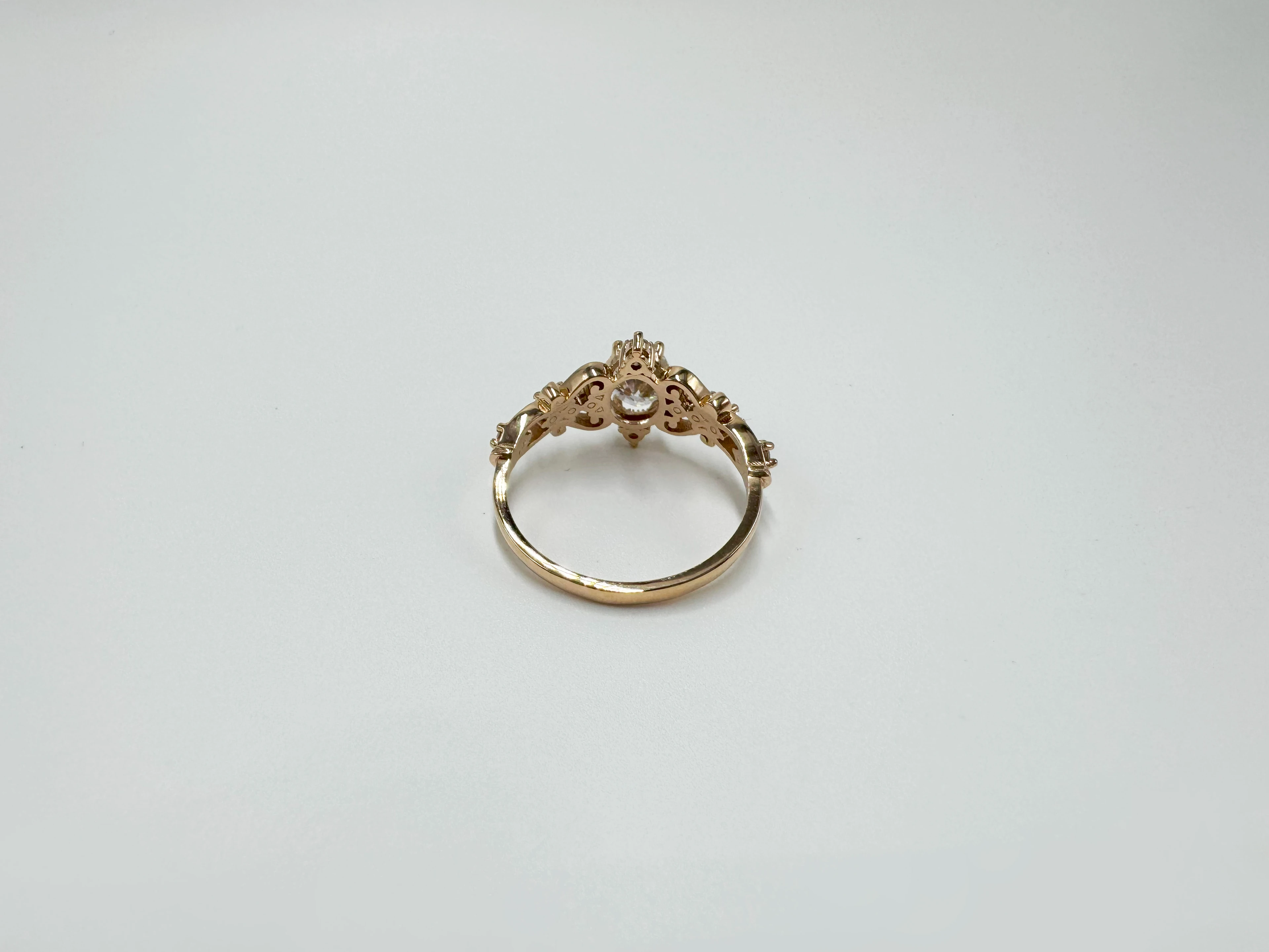 0.89ct Vintage Oval Pırlanta Yüzük