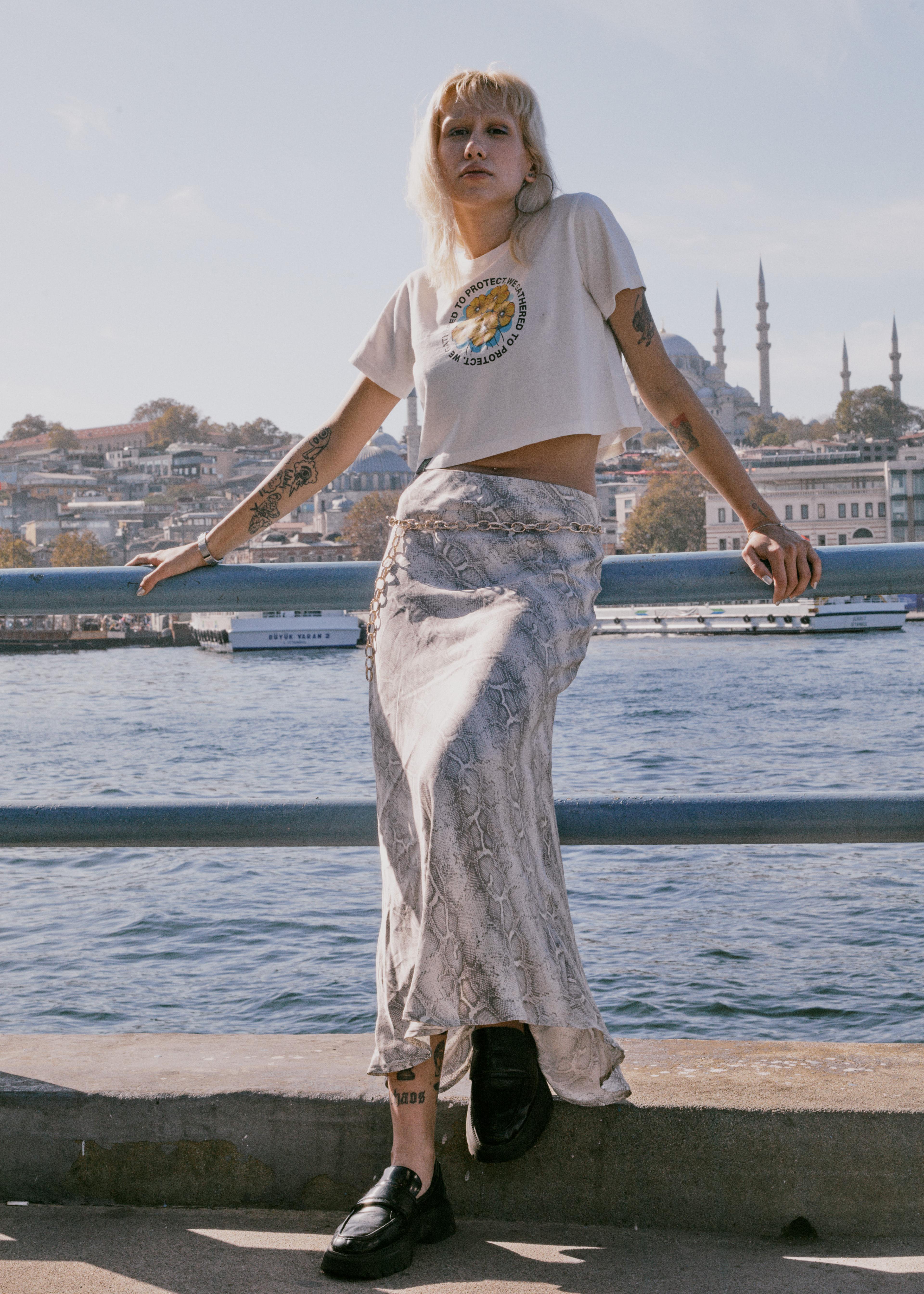 Protect Turcica Circle Kenevir Crop Top