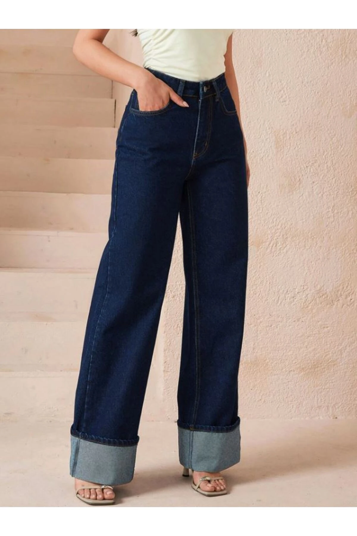 Kadın Lacivert Katlı Paça Denim Pantolon