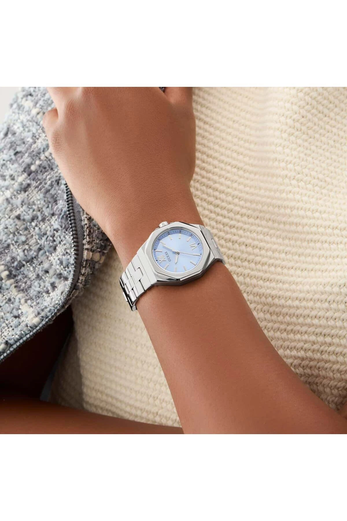 Gugw0873l1 Kadın Kol Saati