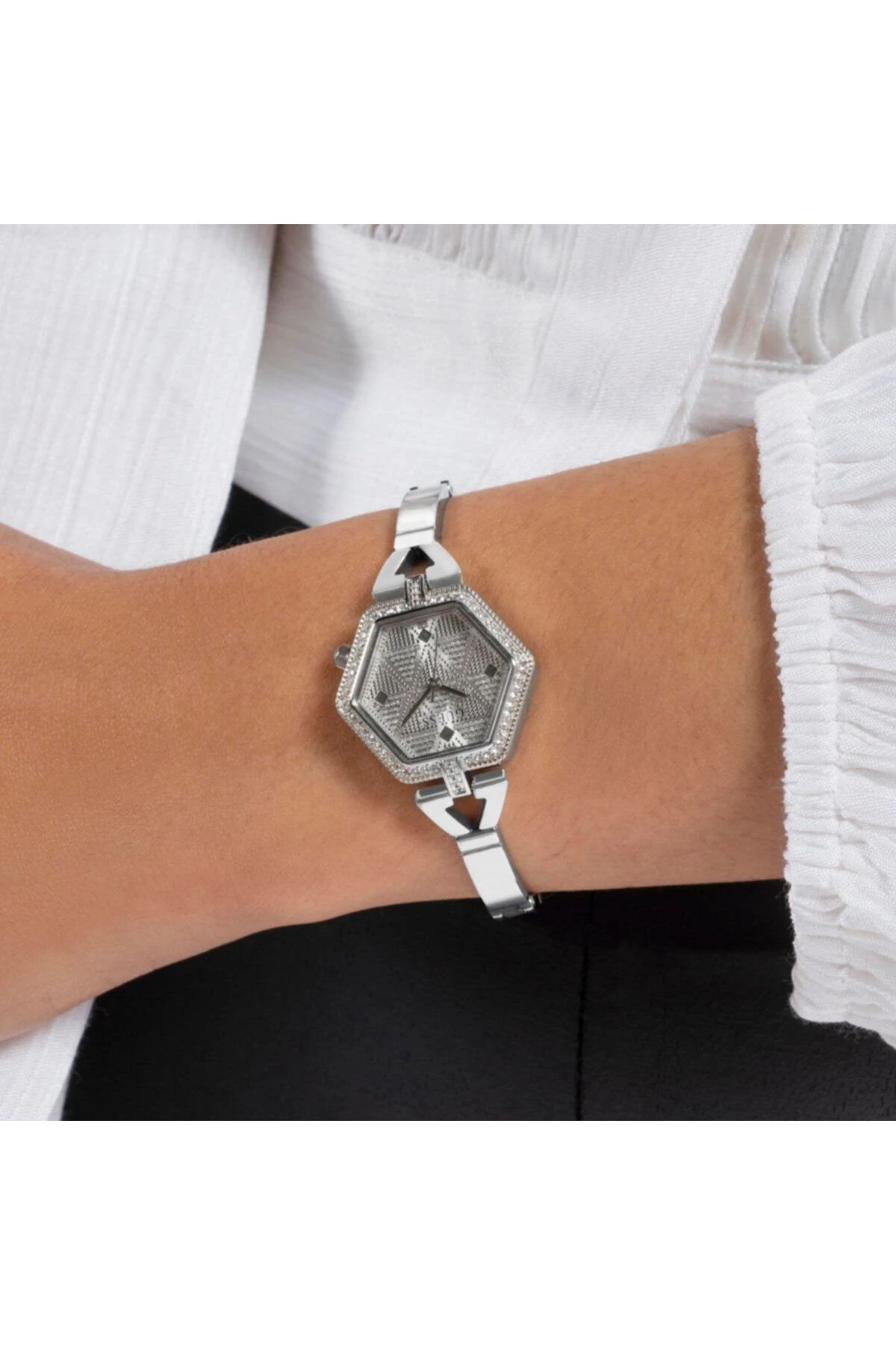 GUGW0680L1 Kadın Kol Saati