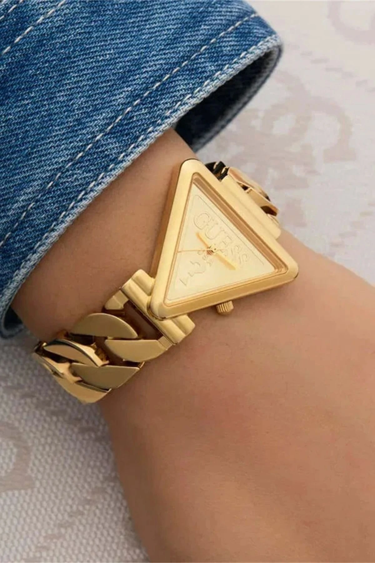 Gugw0528l2 Kadın Kol Saati