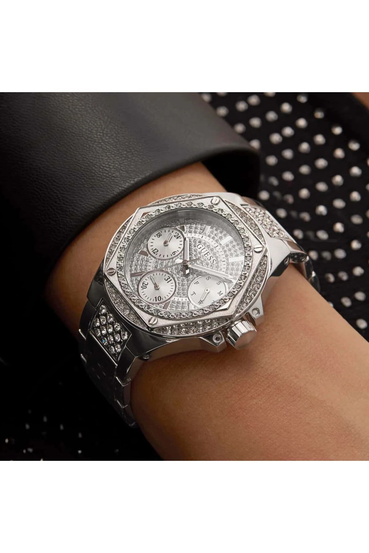Gugw0878l1 Kadın Kol Saati