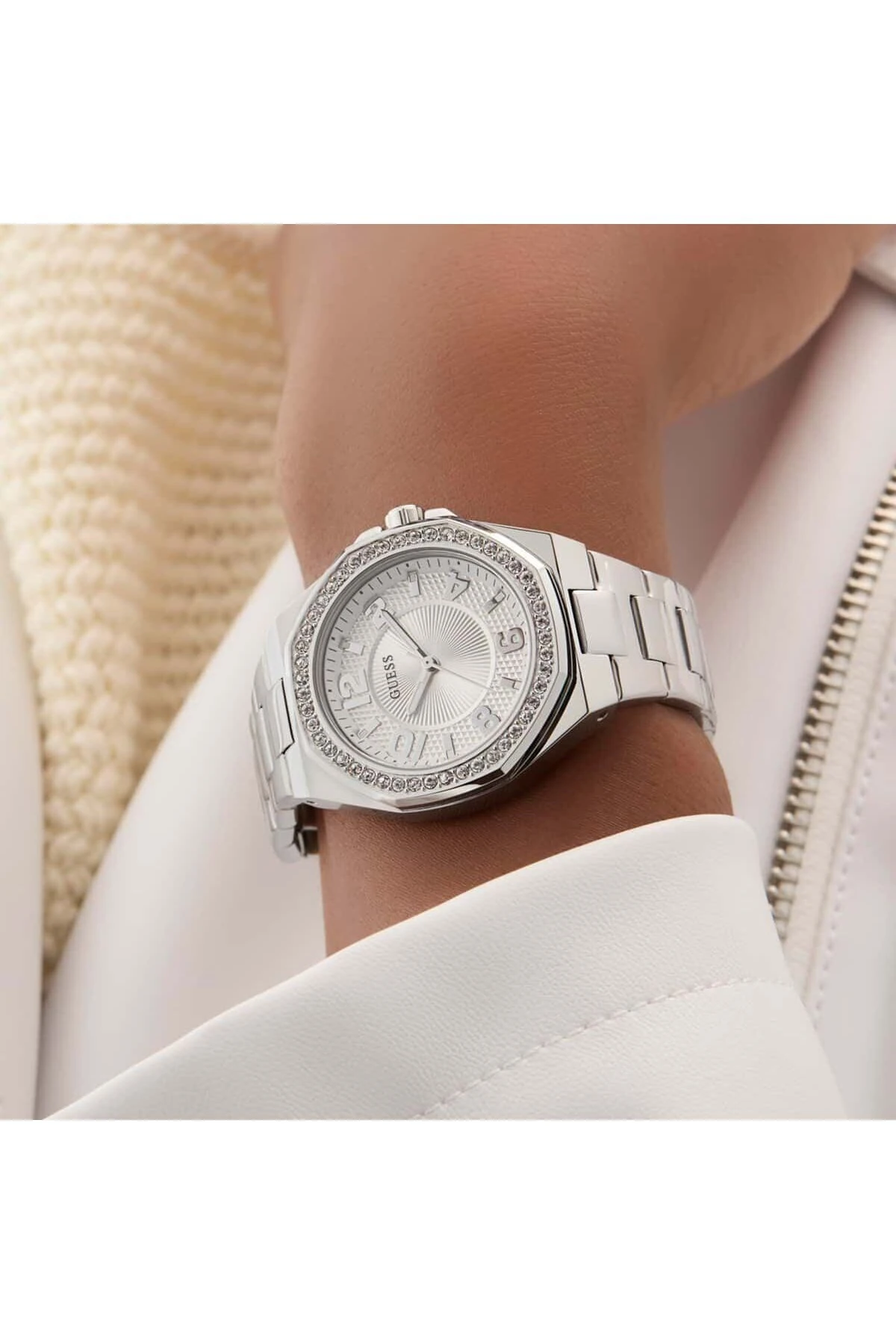 Gugw0877l1 Kadın Kol Saati