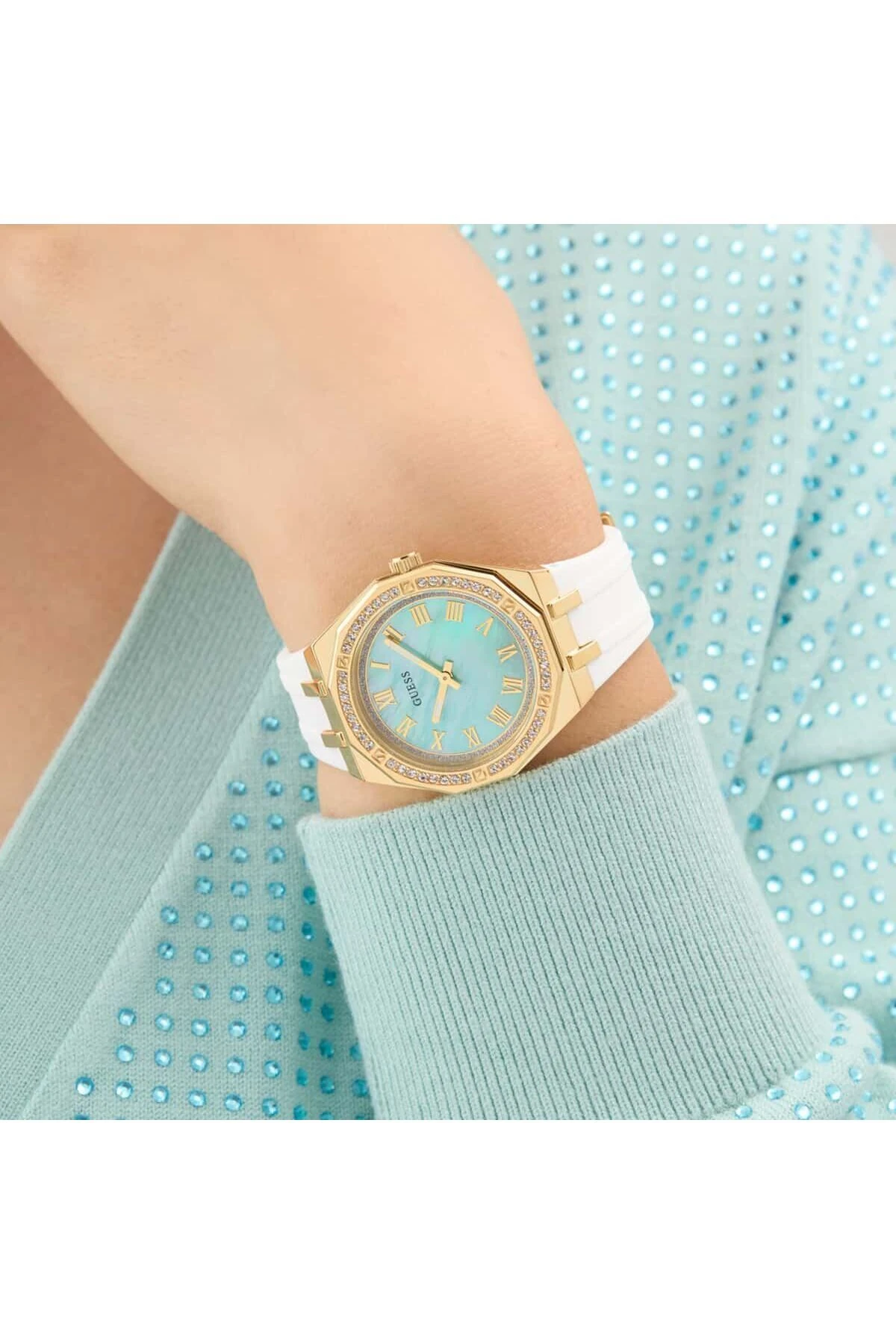 Gugw0872l1 Kadın Kol Saati