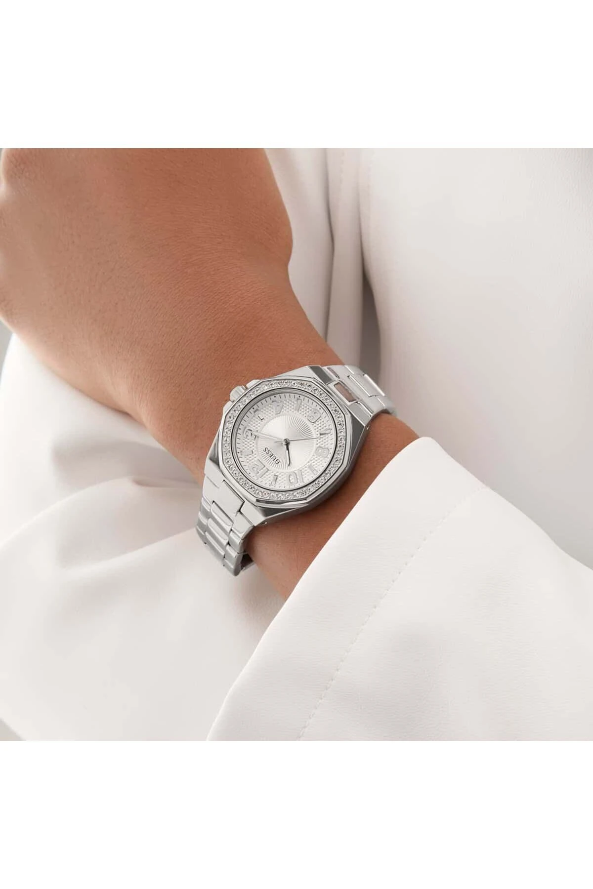 Gugw0877l1 Kadın Kol Saati