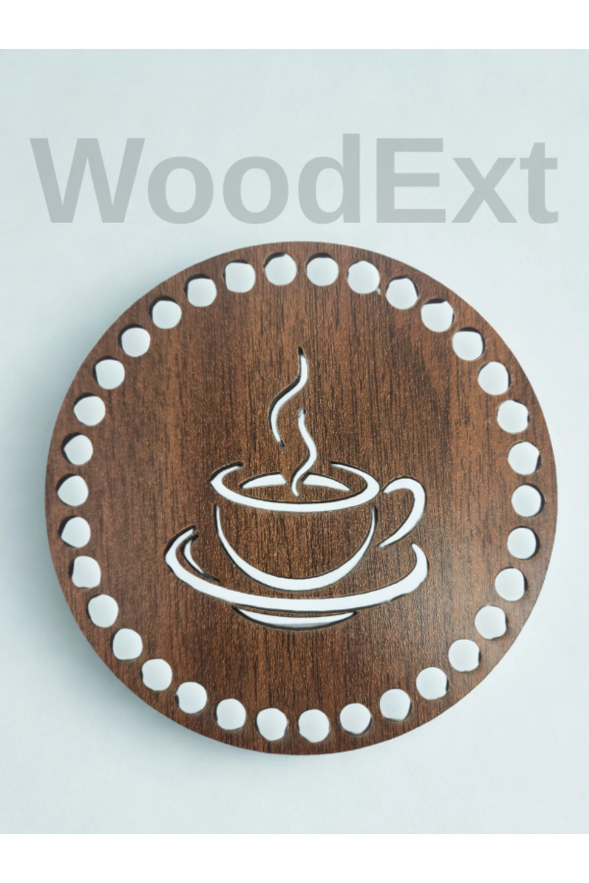 Örülebilir Ahşap Bardak Altlığı . Kenarları delikli. 1 adet, 12 Cm Çapında