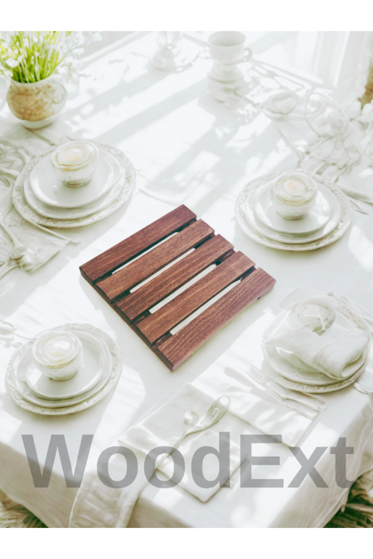 Ahşap Kare Nihale. Ceviz rengi. 15 cm x 15 cm. kalınlık 1,5 cm.