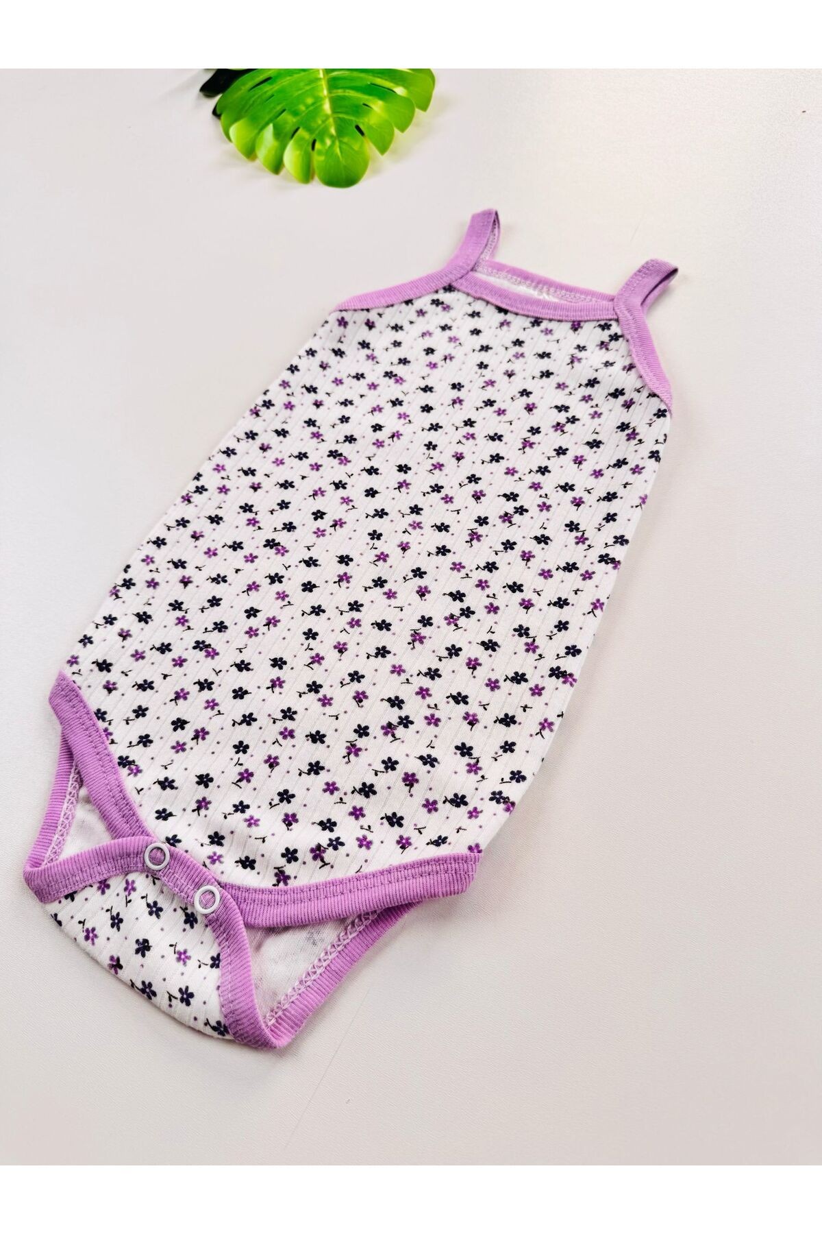 Çiçek Desenli Fitilli İp Askılı Kız Bebek Atlet Body