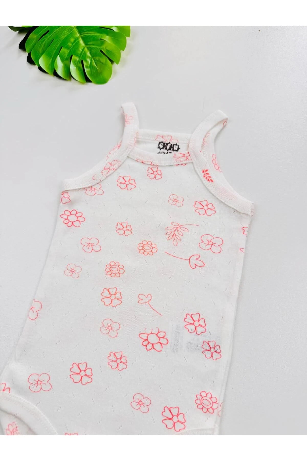Papatya Desenli %100 Pamuklu İp Askılı Jakarlı Kız Bebek Body
