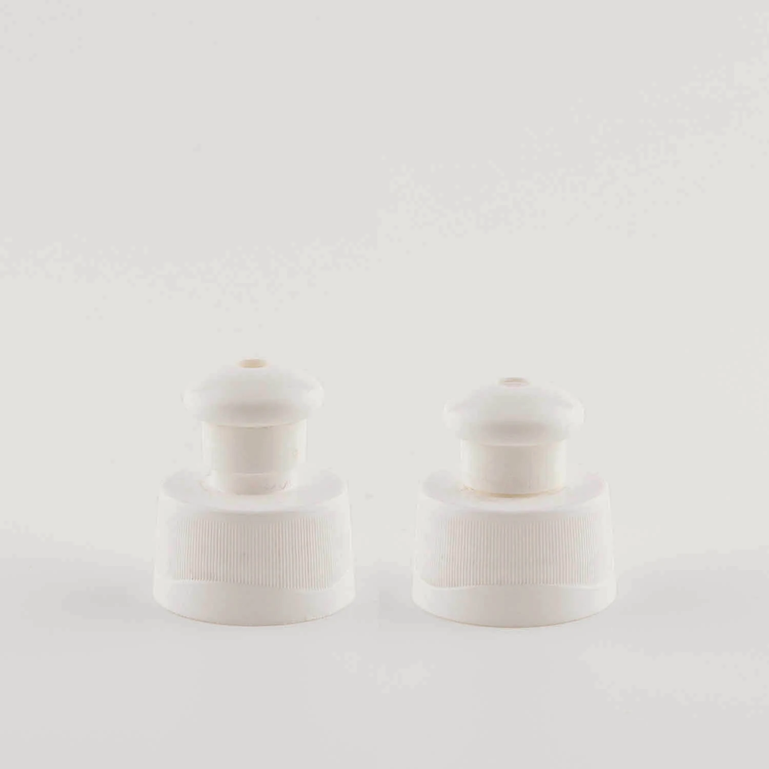 UK3006 - Push Pull 28 mm PET Kapak