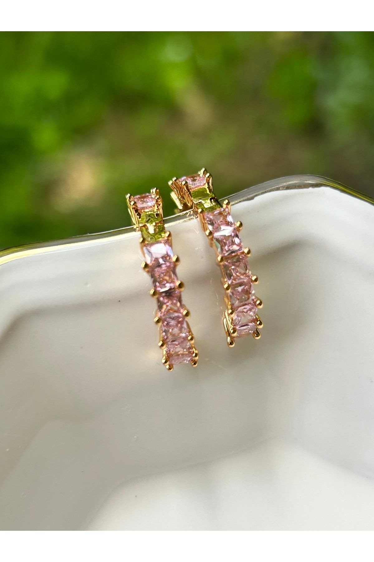 BYM135 Pembe Baget Taşlı Gold Renk Halka Kadın Çelik Küpe