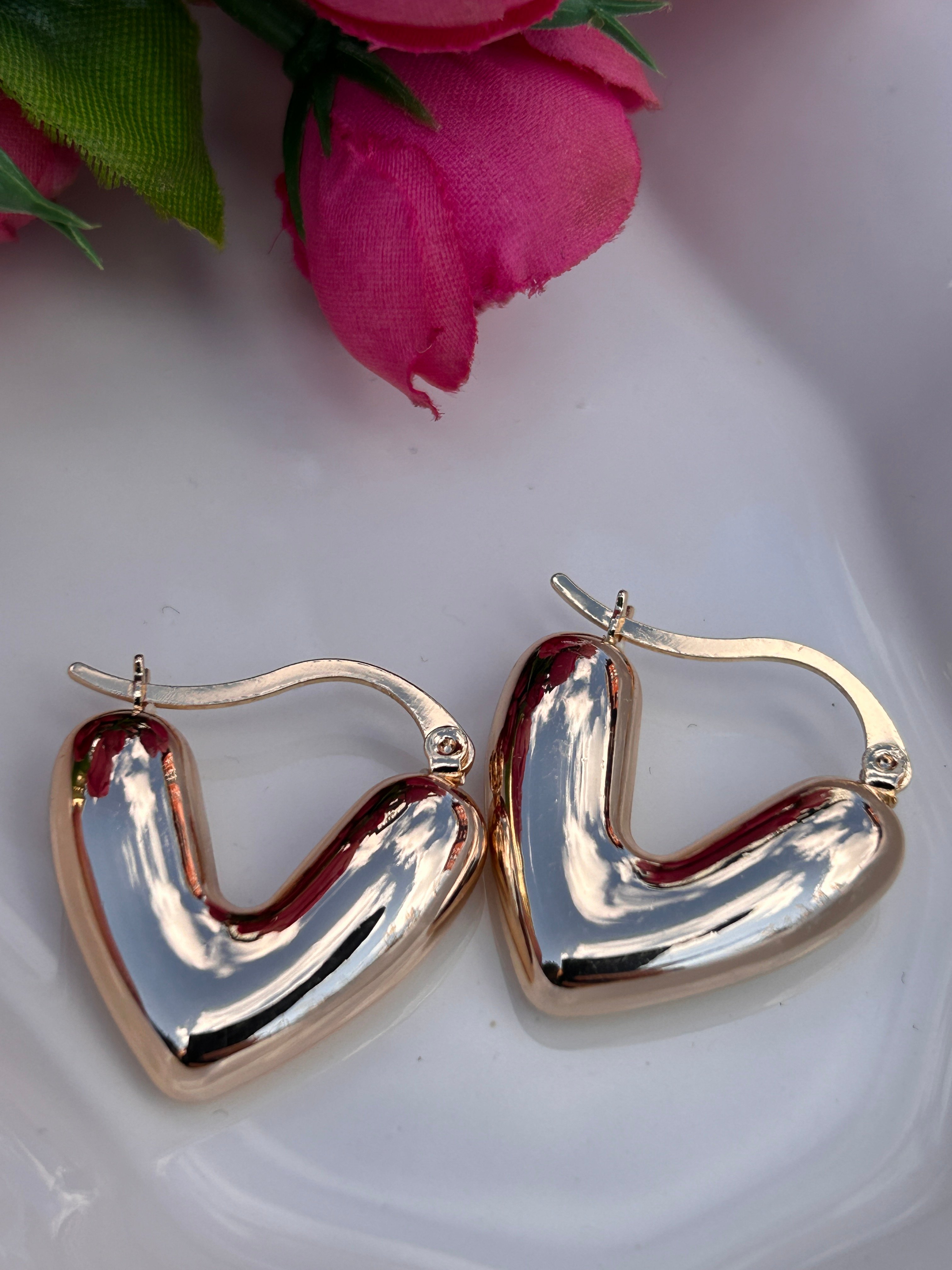 BYM122 Gold Altın Renk Kalp Model 3 cm Hediyelik Kadın Çelik Küpe