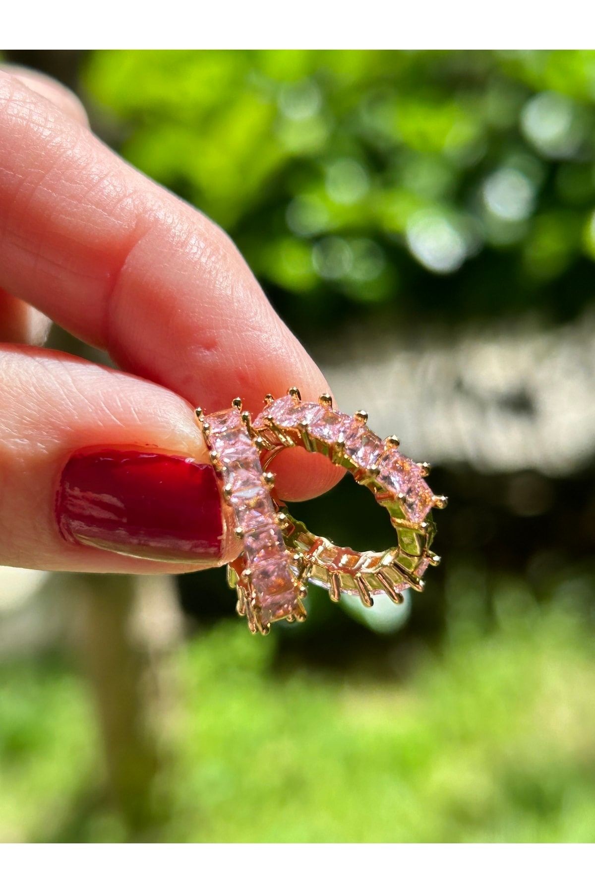 BYM135 Pembe Baget Taşlı Gold Renk Halka Kadın Çelik Küpe
