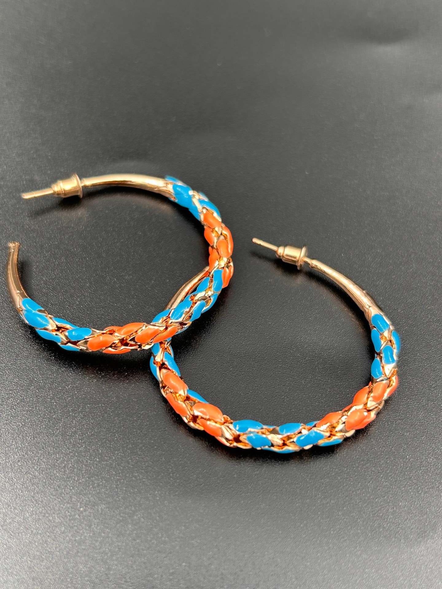 BYM096 Yuvarlak Mavi Turuncu Örgü Model Günlük Abiye Rose Gold Halka Kadın Çelik Küpe