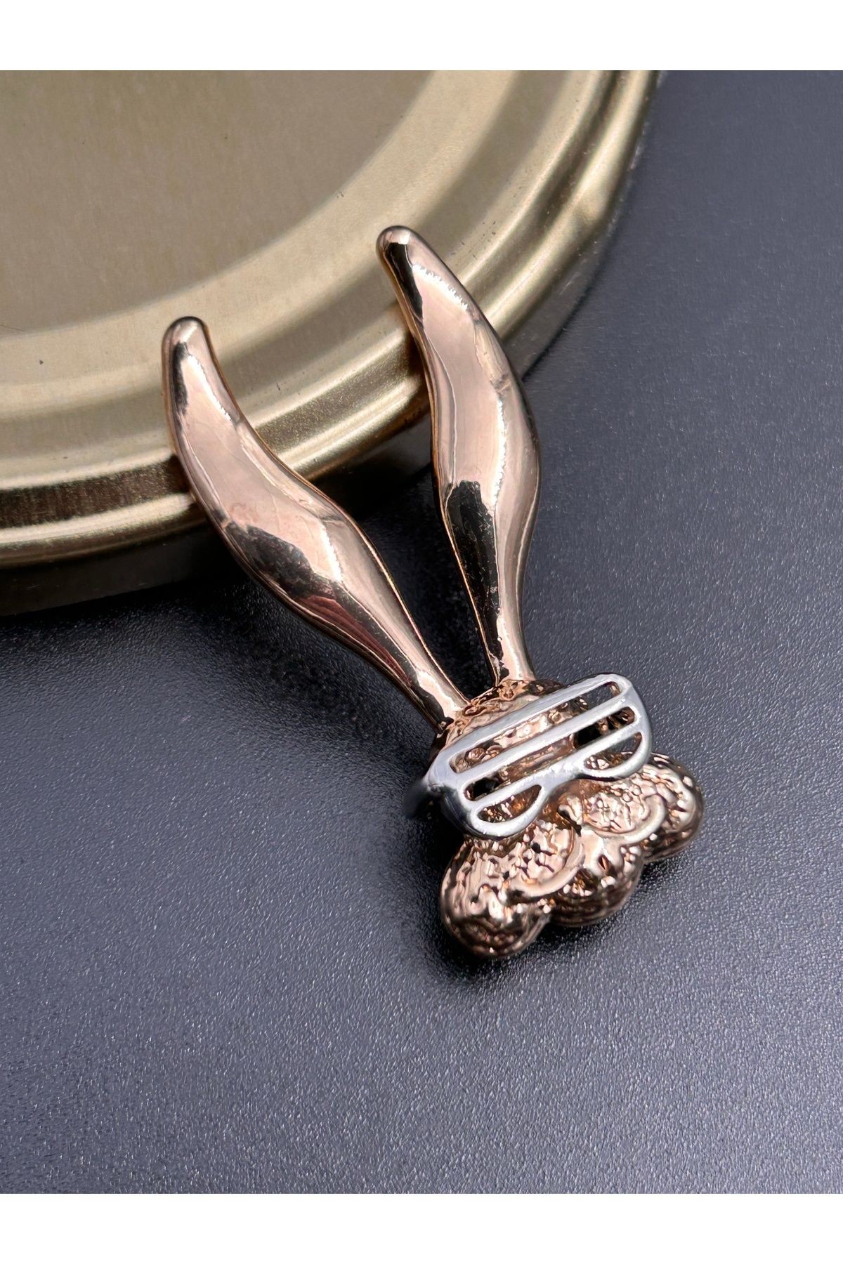 BYM141 Gold ve Silver Renkli 4,5Cm Eğlenceli Tavşan Kadın Broş Yaka İğnesi