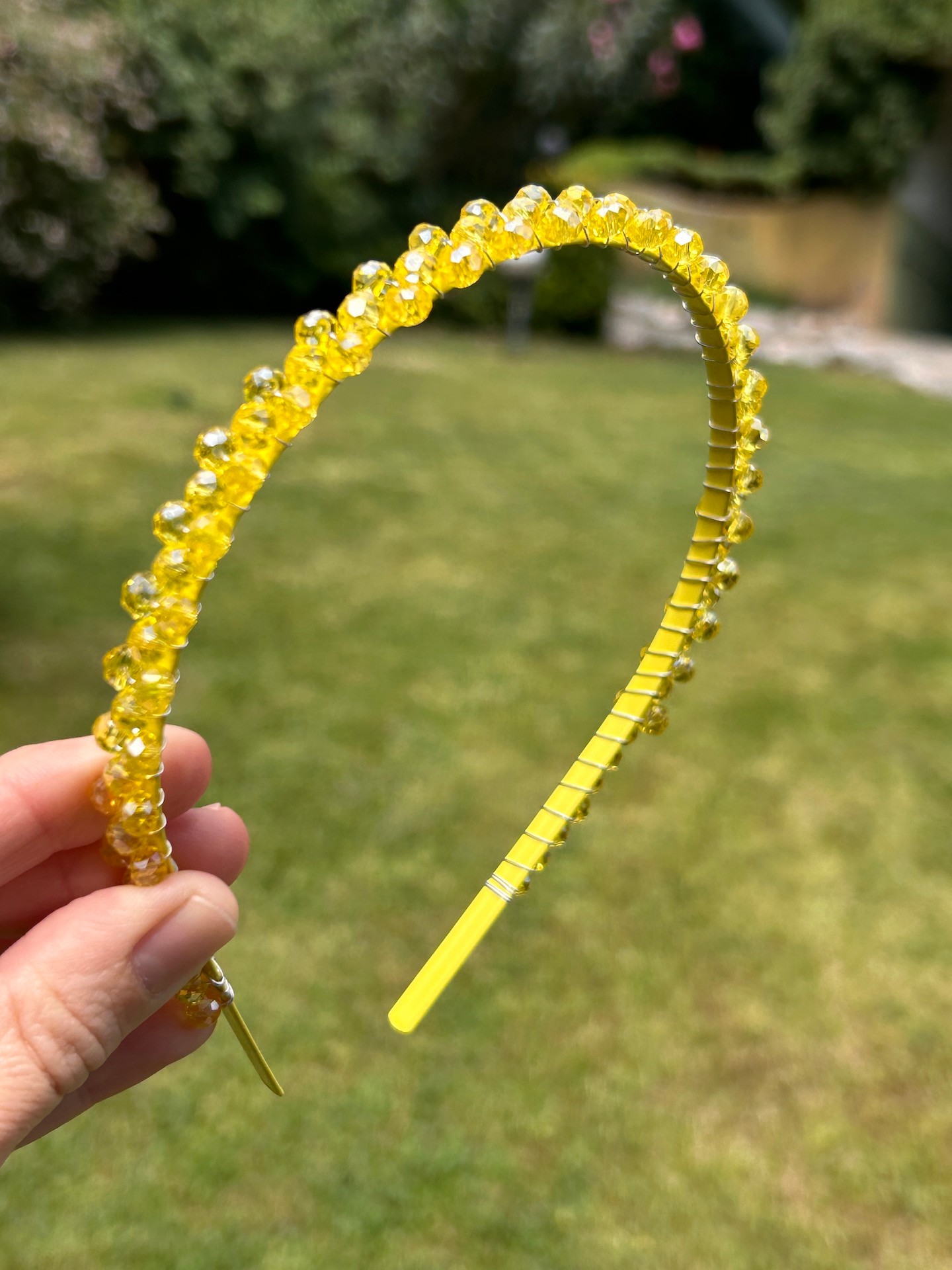 BYM570 Kadın Abiye Party Günlük Sarı Kristal Taşlı Metal Parlak Saç Tacı