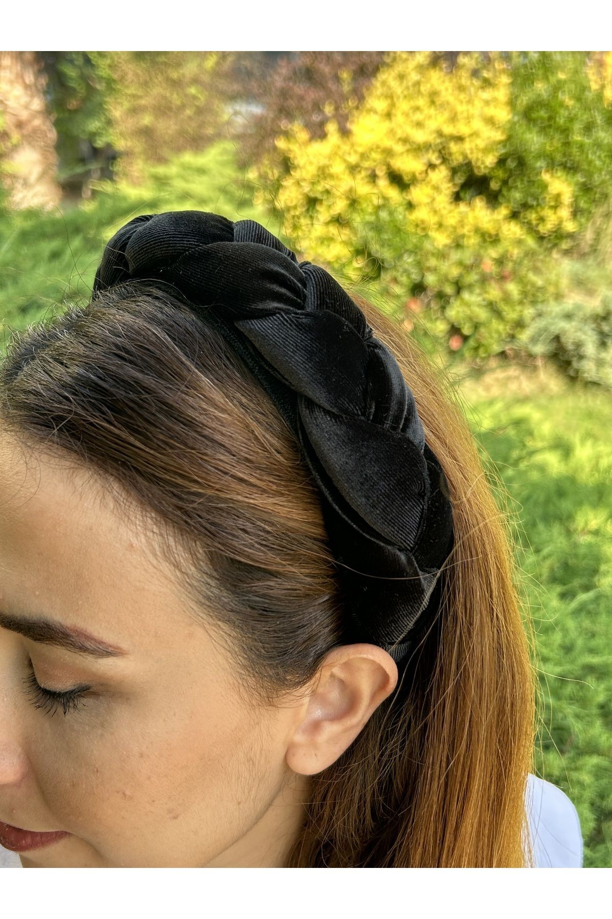 Örgü Model Kadife Taç Siyah Kadın Saç Tacı