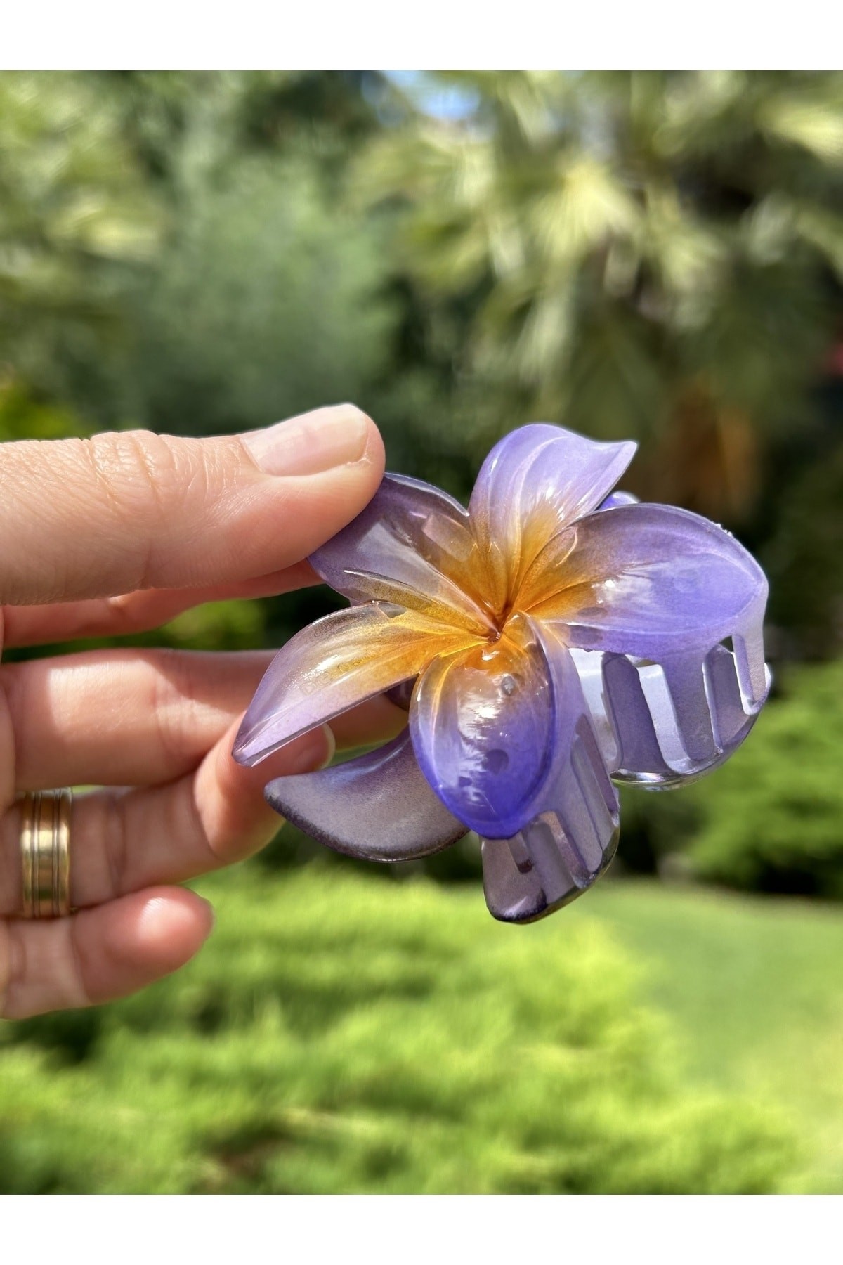 Lotus Çiçek Orta Boy Mor Turuncu Renk Toka