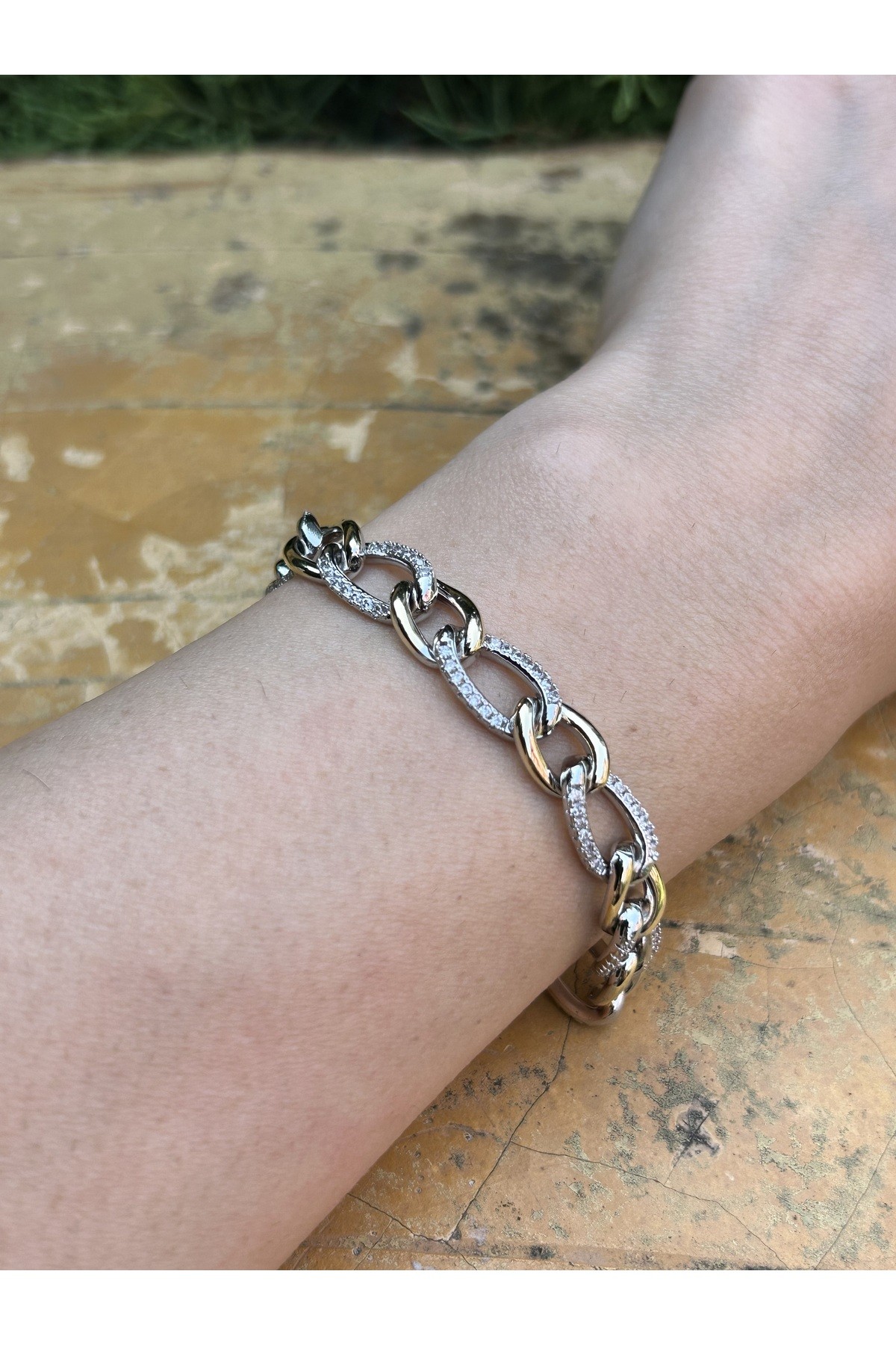 BYM010 A Kalite Gold & Gümüş Karışımlı Taşlı Kadın Çelik Zincir Künye Bileklik