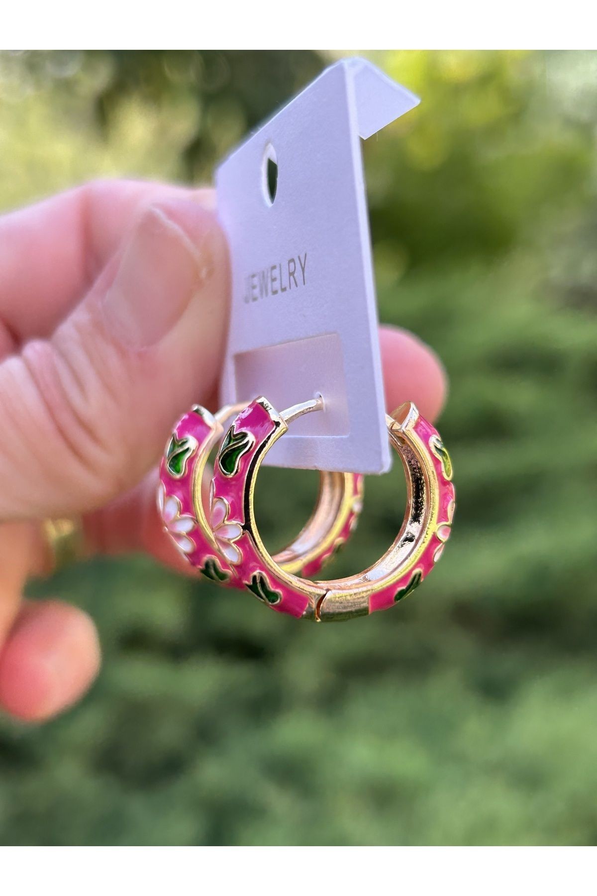 BYM272 Pembe Mineli Vintage Çiçek Desenli Halka Kadın Çelik Küpe
