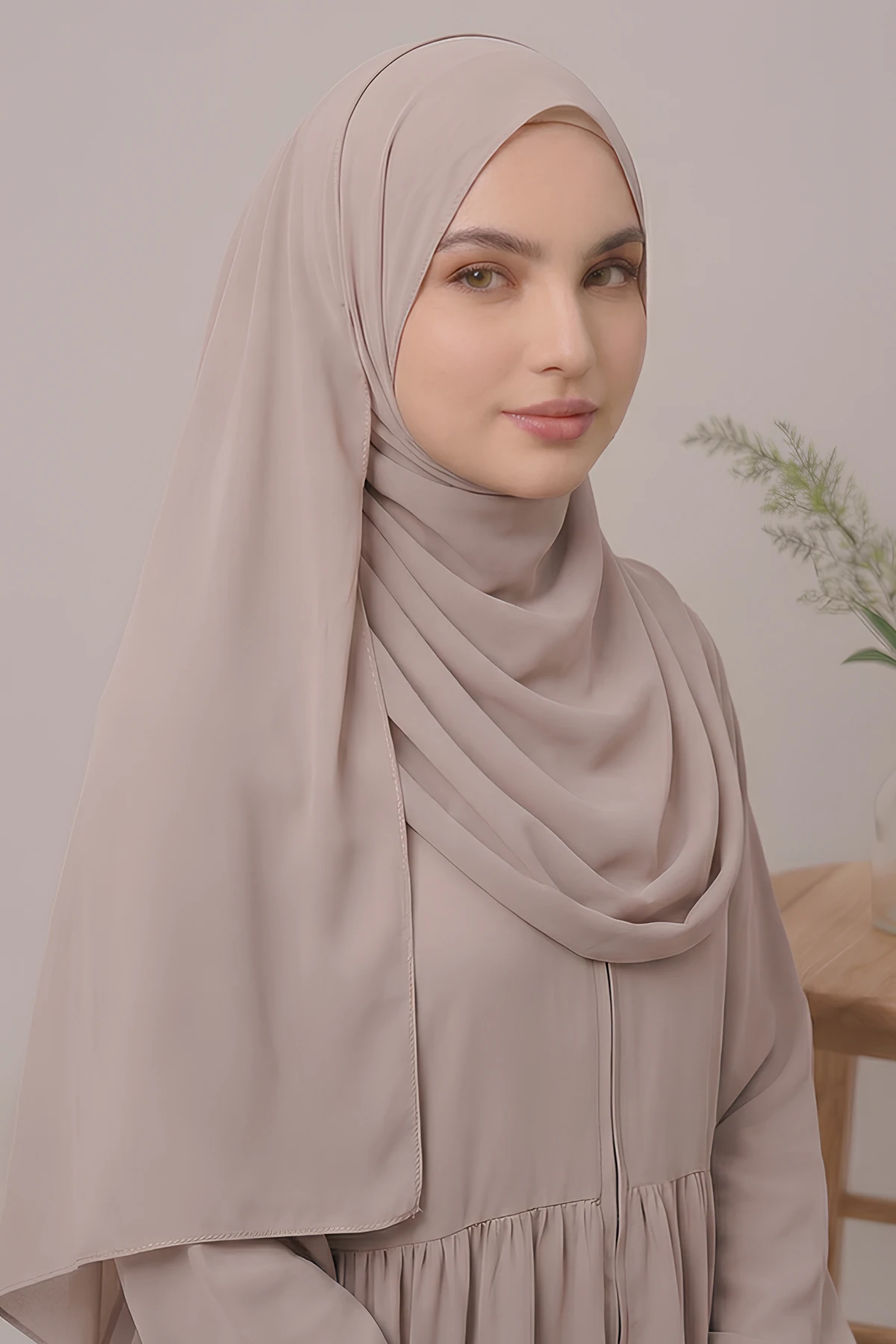 Medine İpeği Büyük Boy Şal - Bej