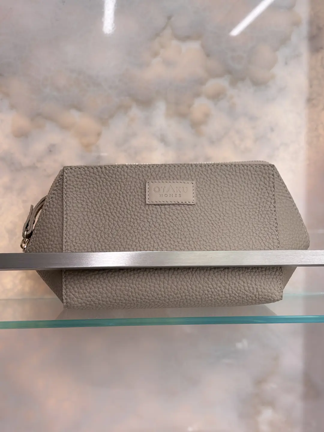 Leather Vanity Bag - otakuhomes.com