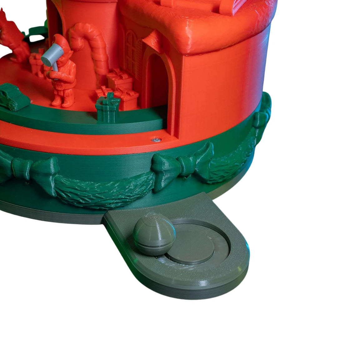 Noel Oyuncak Fabrikası - Döner Mekanizmalı Yılbaşı Dekoru