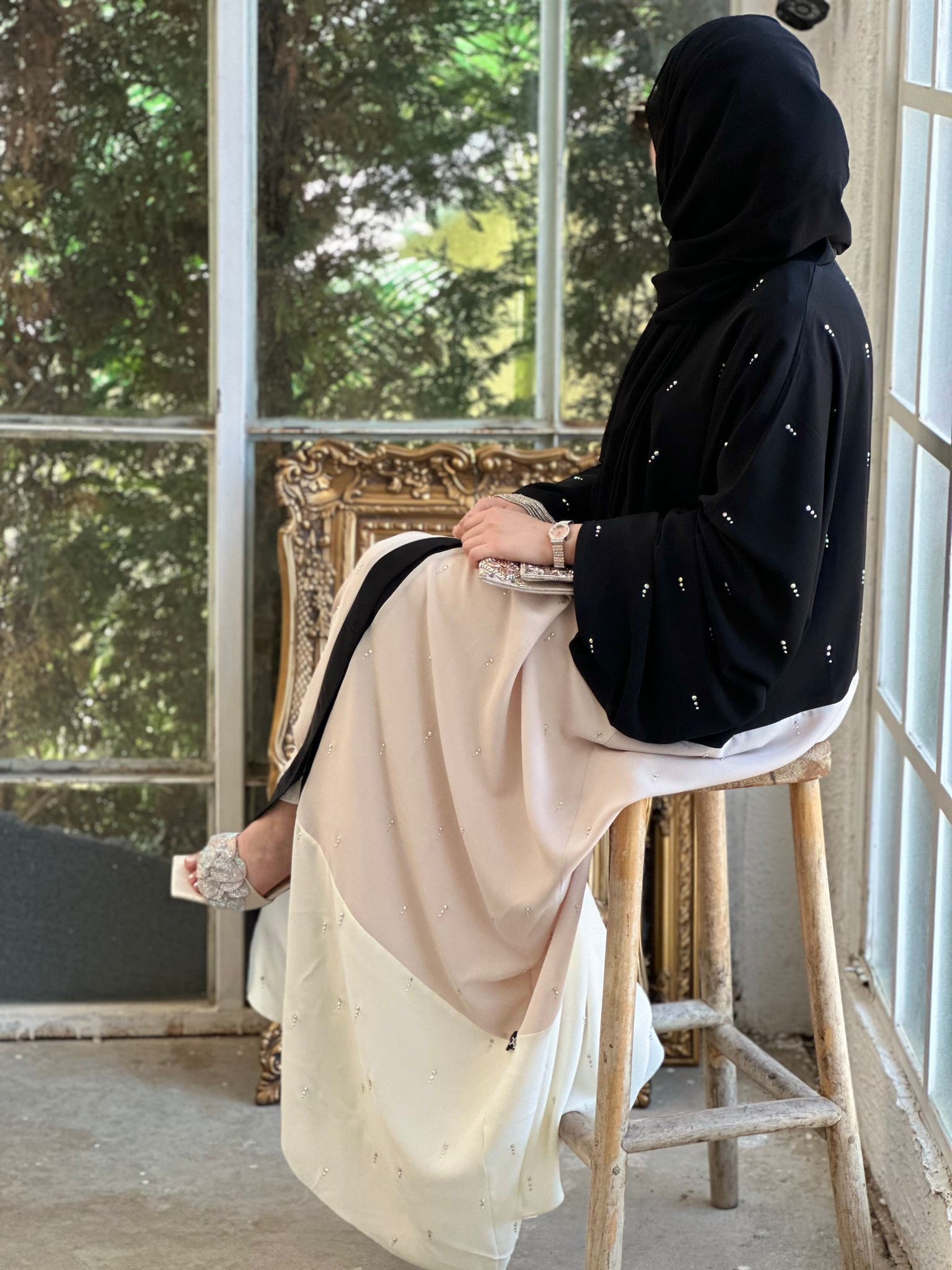 GARNI SWAROVSKİ ABAYA-LİMİTED EDİTİON