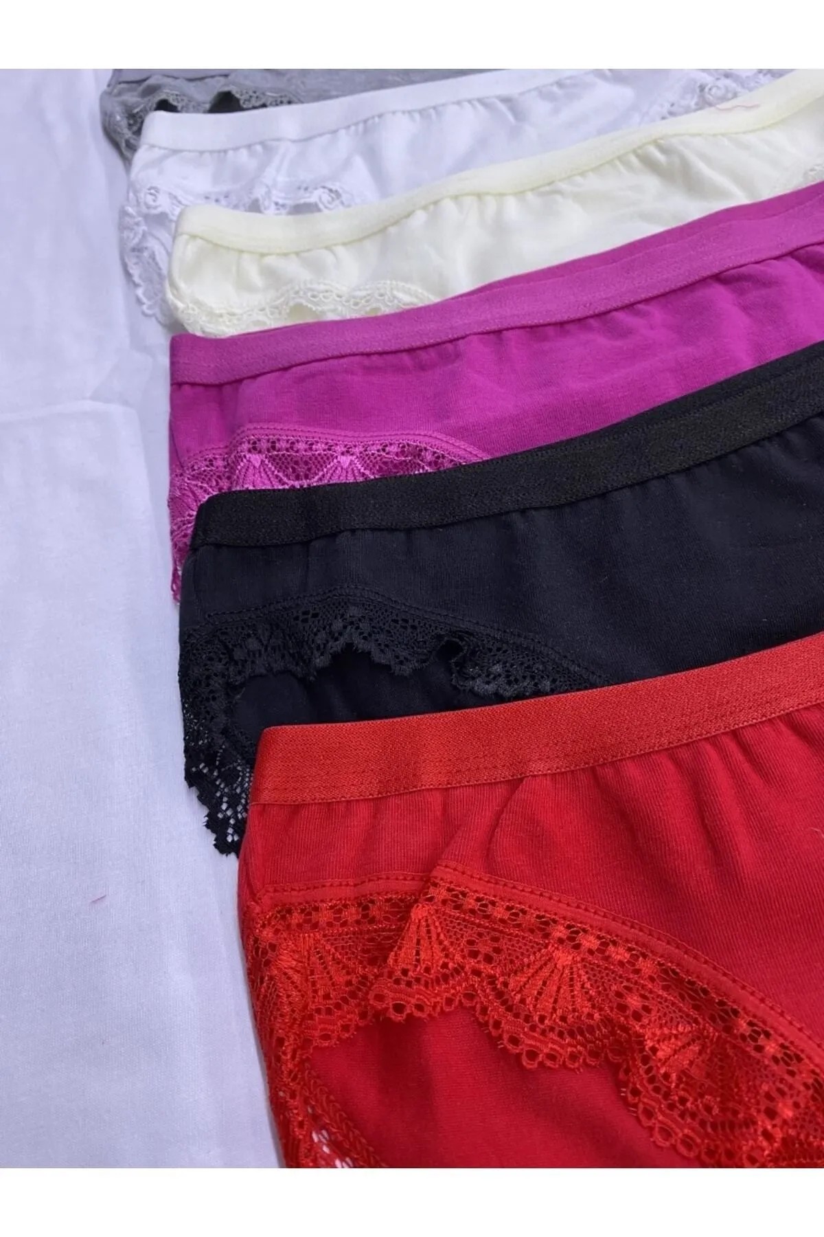 Tutku Kadın Dantelli Çok Renkli Toparlayıcı Külot 6'lı Set