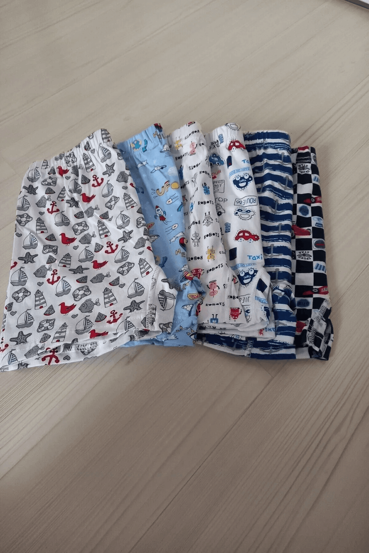 Tutku Erkek Çocuk Beyaz Empirme Desenli Boxer 6'lı