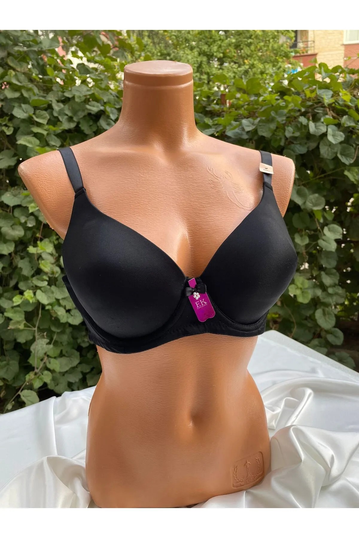 F.K 42* Düz Model Desteksiz Balenli Sütyen