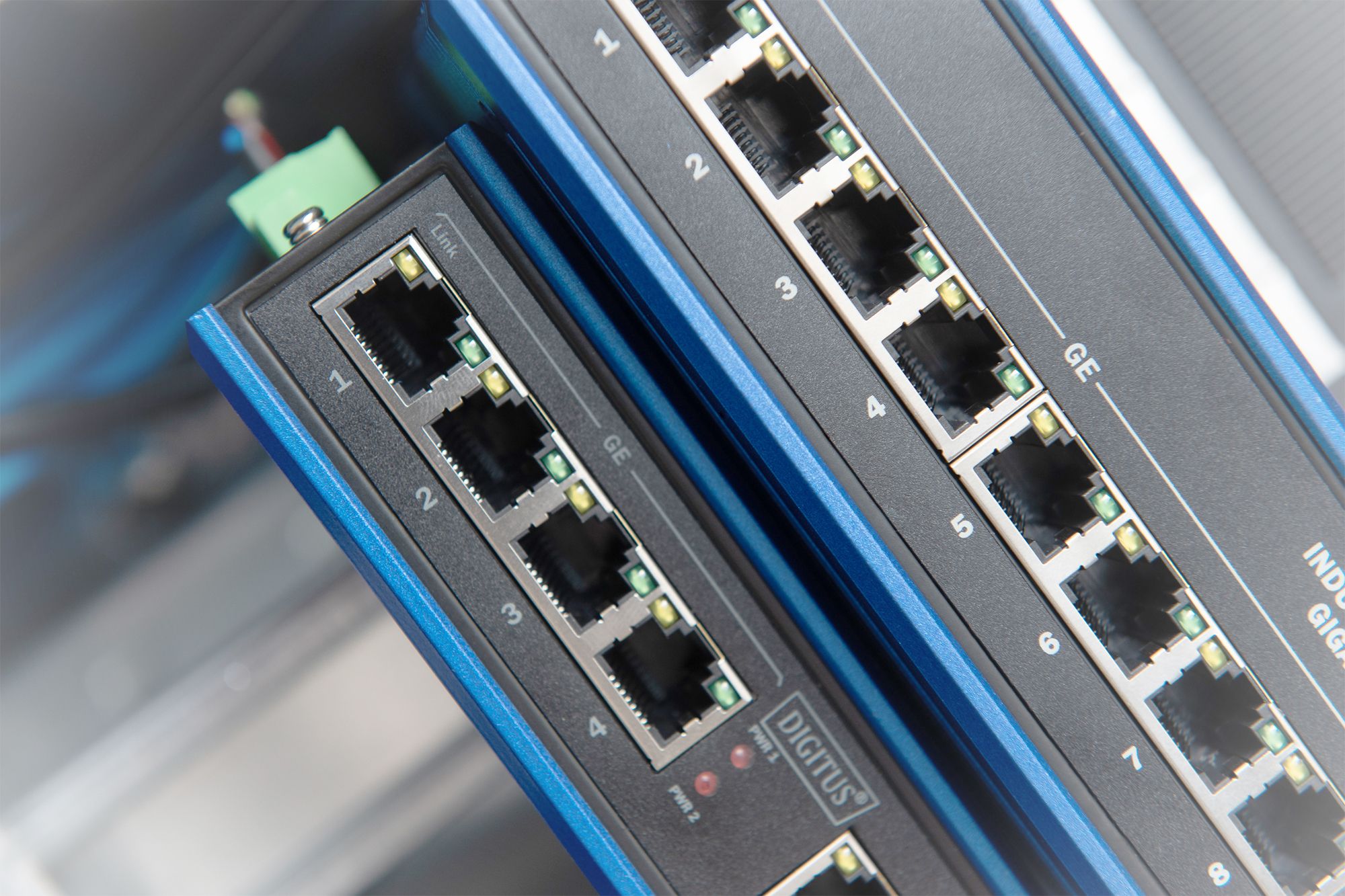 Digitus 4 Port Gigabit Ağ Anahtarı, Endüstriyel, Yönetilmeyen, 1 RJ45 Uplink