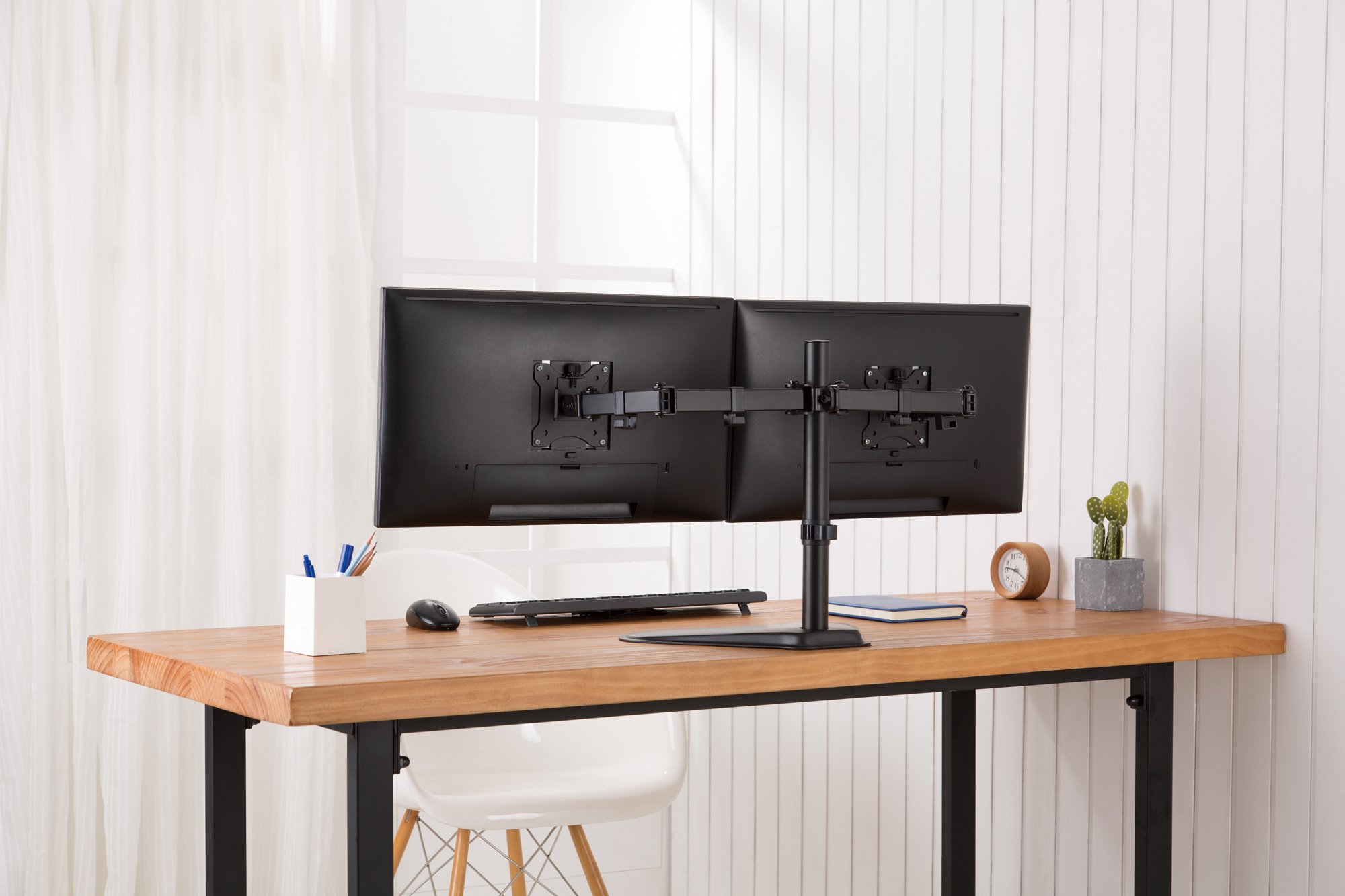 Ayaklı ikili monitör tutucusu 17-32", 2 x 8 kg (maks.), siyah