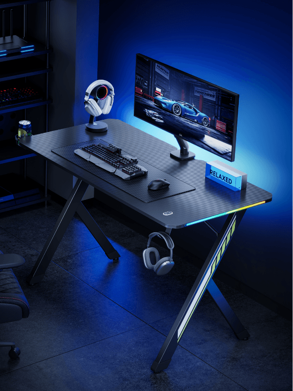 RGB Işıklı Oyuncu Masası – 120x60 cm | Kulaklık ve Bardaklık Dahil 