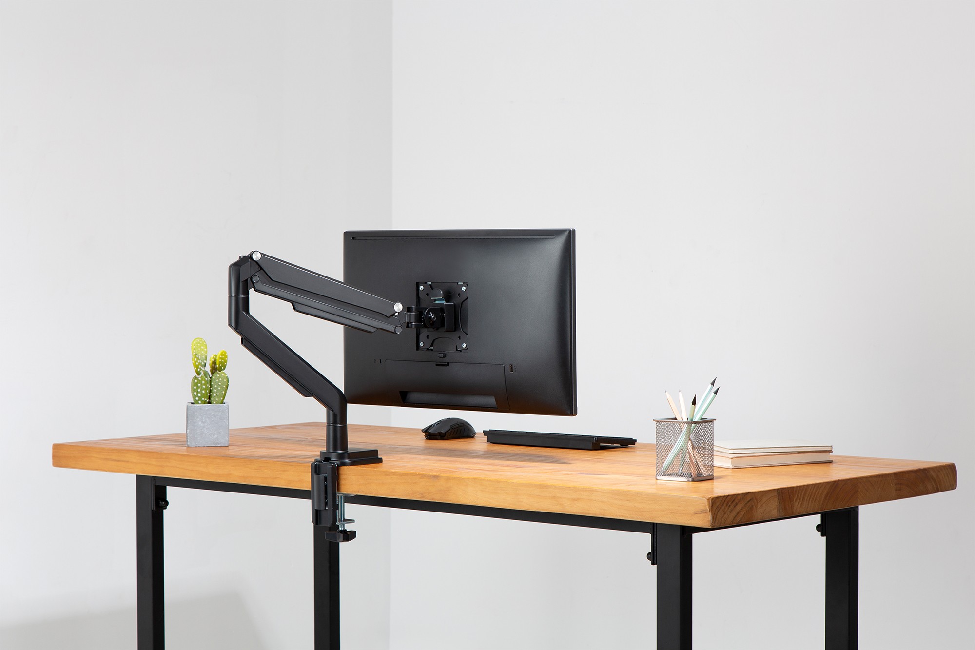 Tekli, gaz basınçlı yaya sahip sıkıştırmalı monitör tutucu 17-32", 9 kg (maks.), siyah