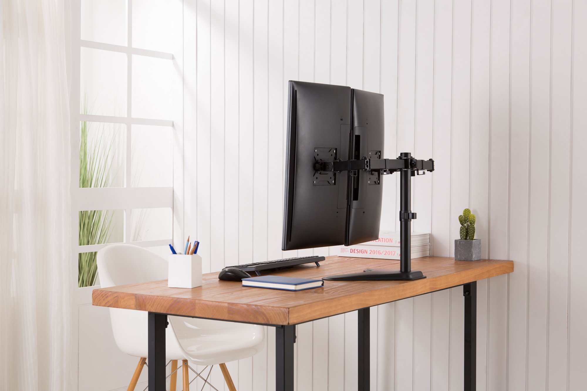 Ayaklı ikili monitör tutucusu 17-32", 2 x 8 kg (maks.), siyah