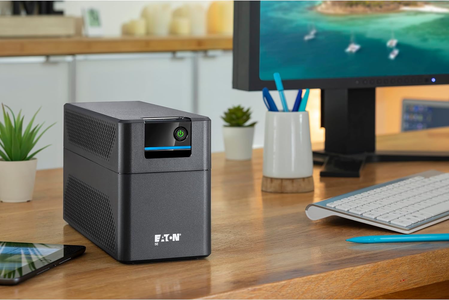 Eaton 5E1200UD 1200VA Line-Interactive Ups Güç kaynağı schuko cıkış.usb