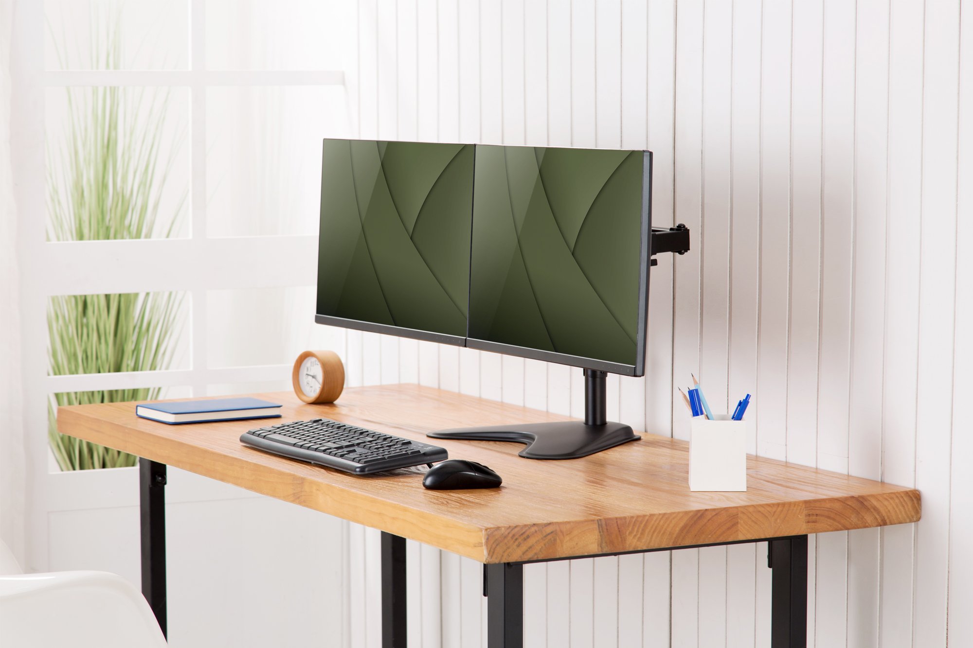 Ayaklı ikili monitör tutucusu 17-32", 2 x 8 kg (maks.), siyah