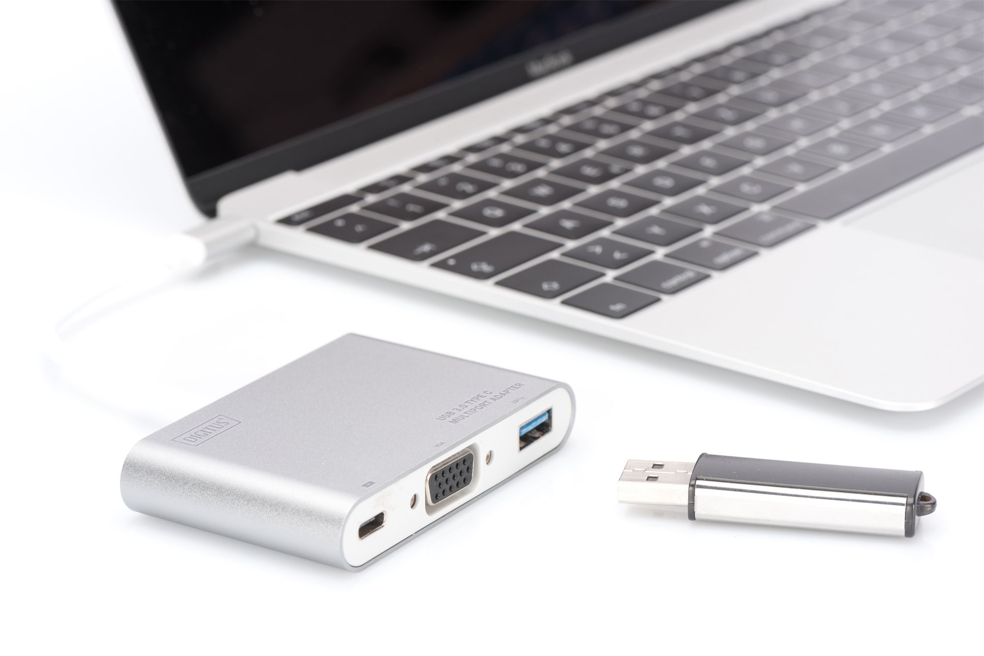 Digitus USB 3.0 (USB Tip C) <-> VGA Grafik Adaptörü USB 3.0 Hub