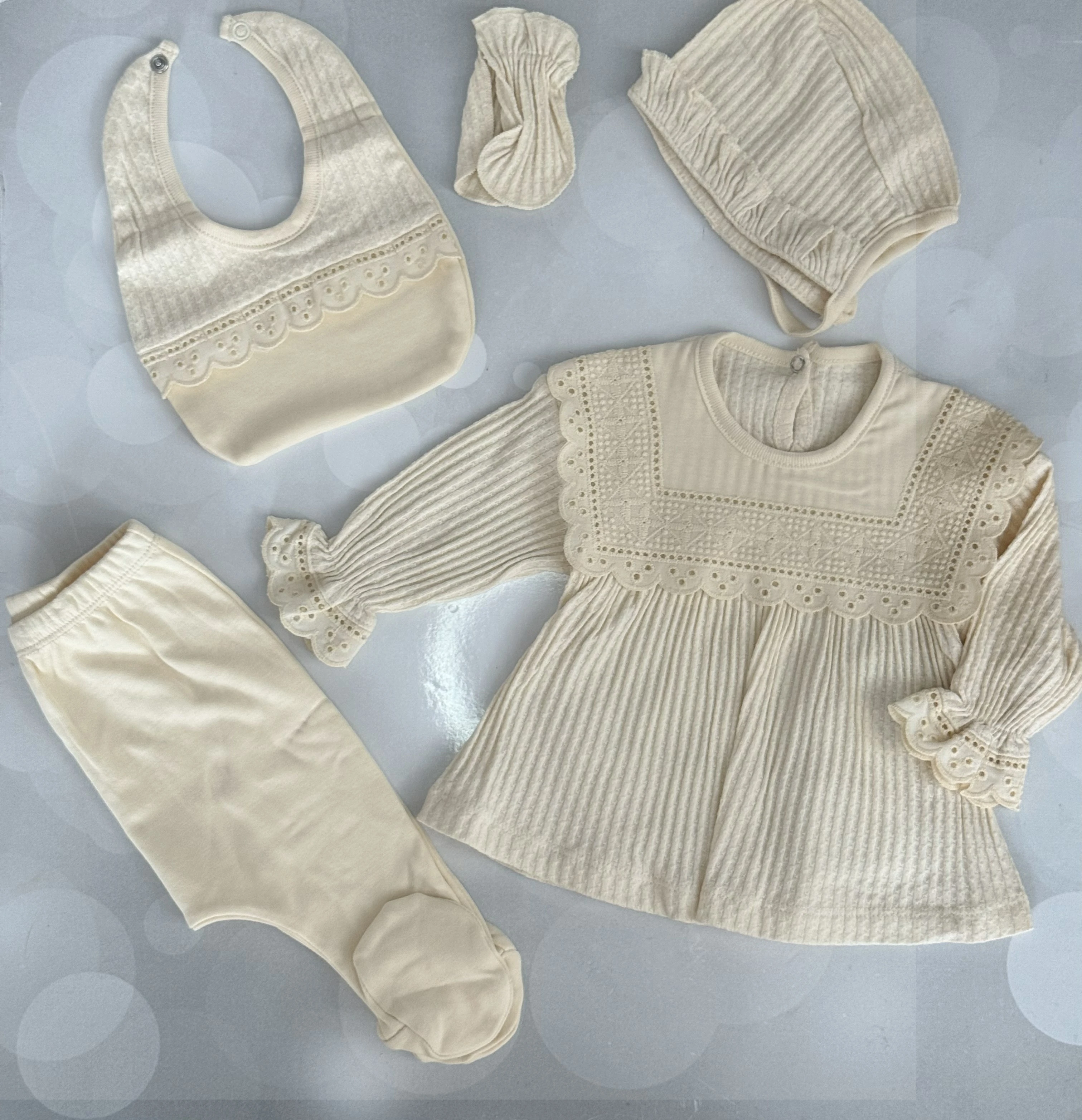 KREM RENGİ BEŞLİ ELBİSE TAKIMI - KREM