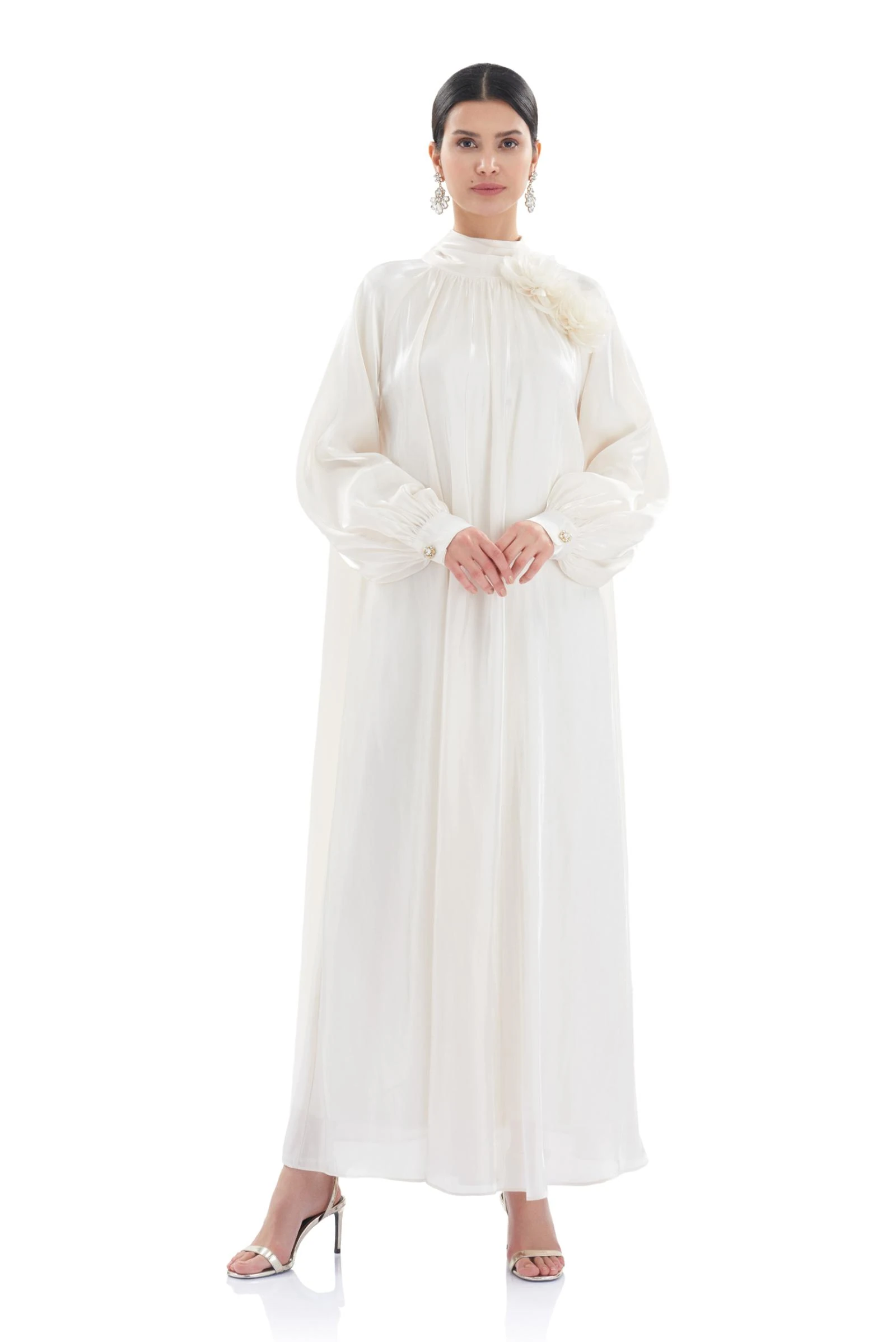 Gül Detaylı Uzun Elbise