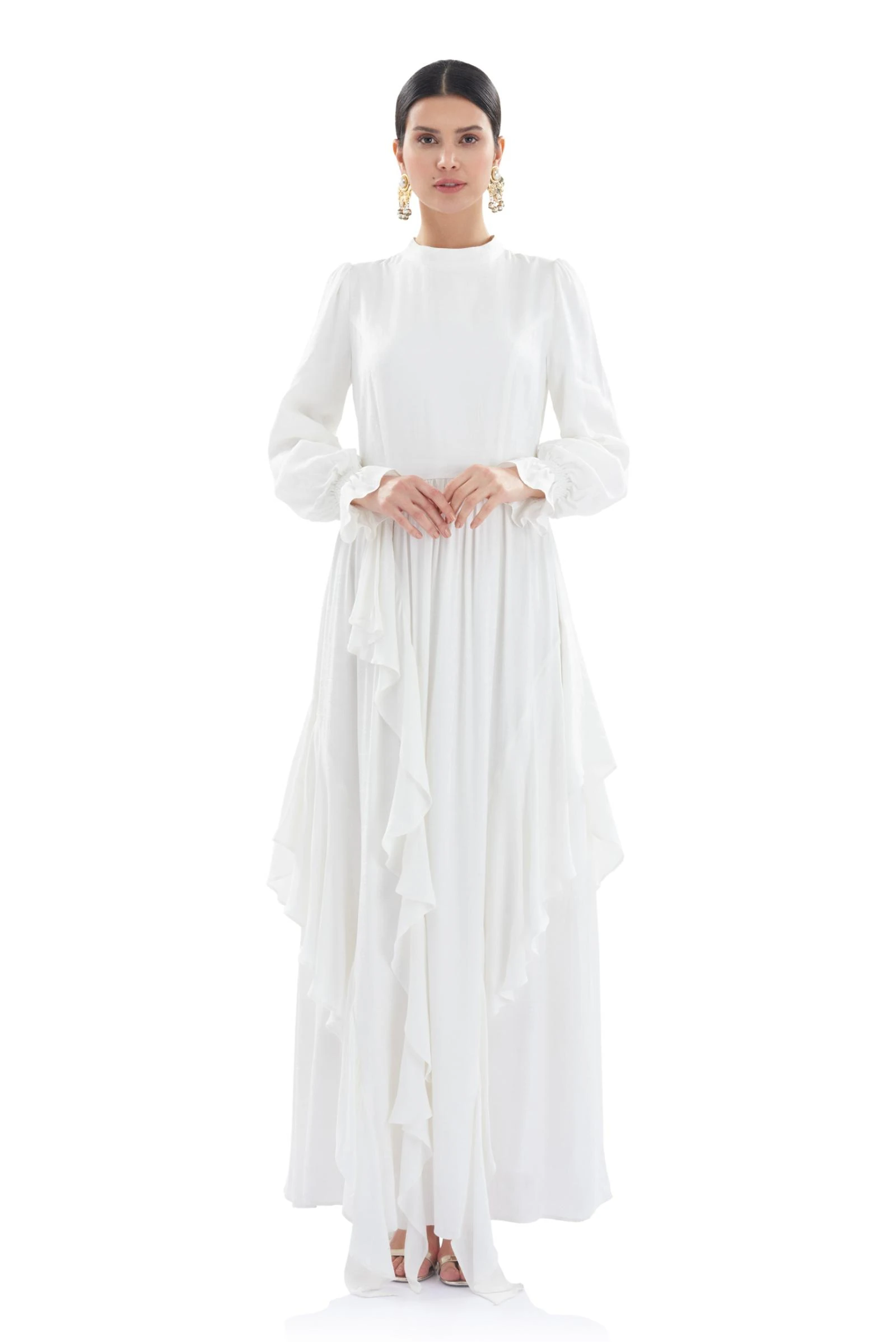 Fırfırlı Beyaz Uzun Elbise