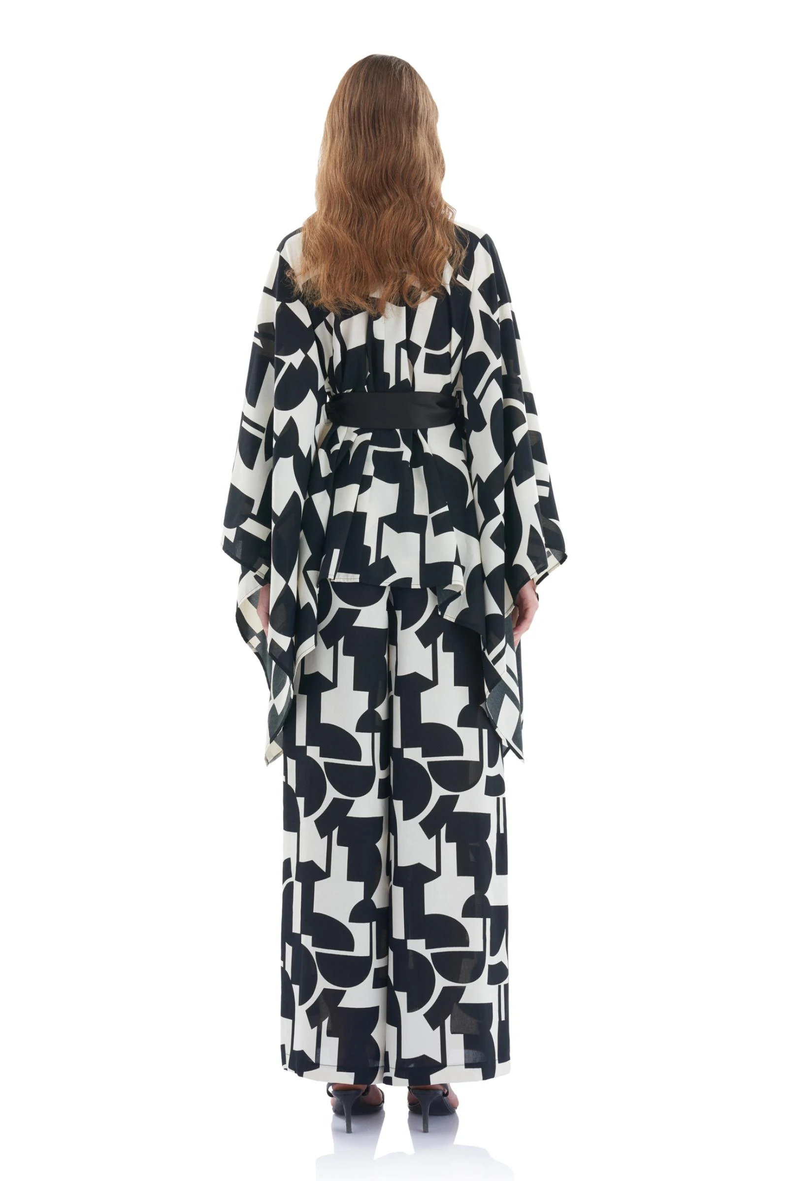 Desenli Kuşaklı Kimono (SERİ 1.1.1)